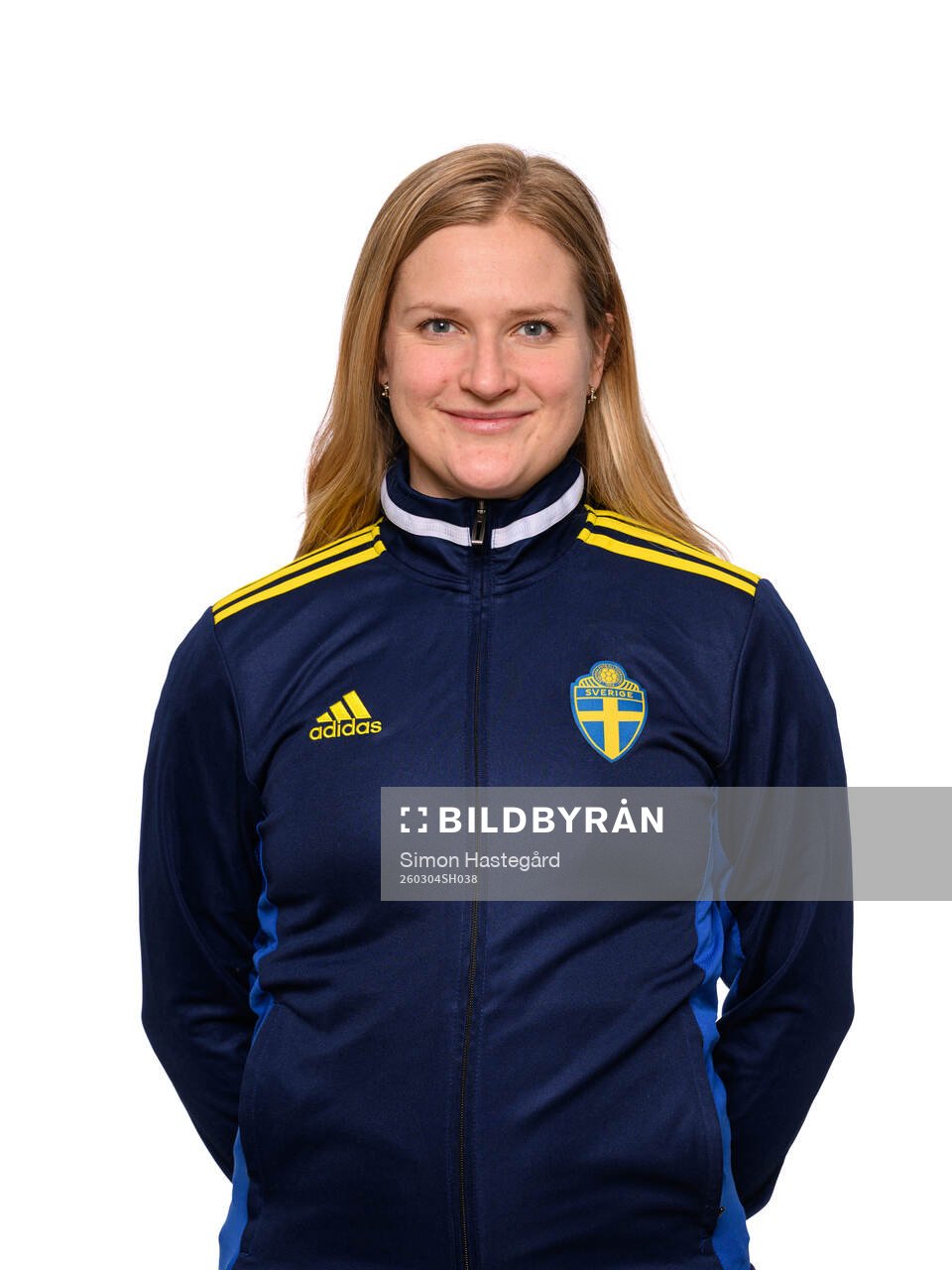Moa Hedell, Analytiker
