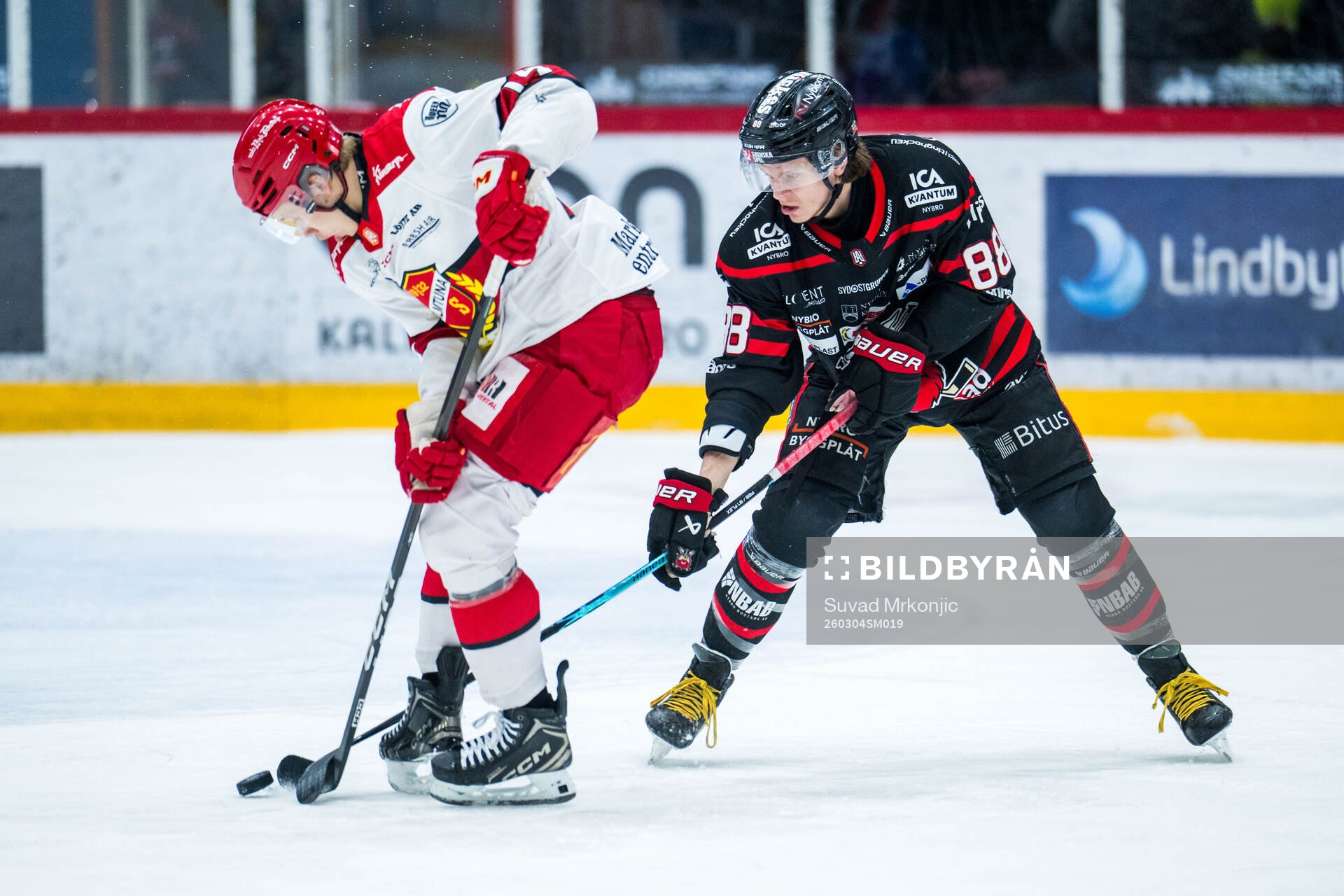 Almtunas Mikkel Øby-Olsen och Nybros Tim Lindfors