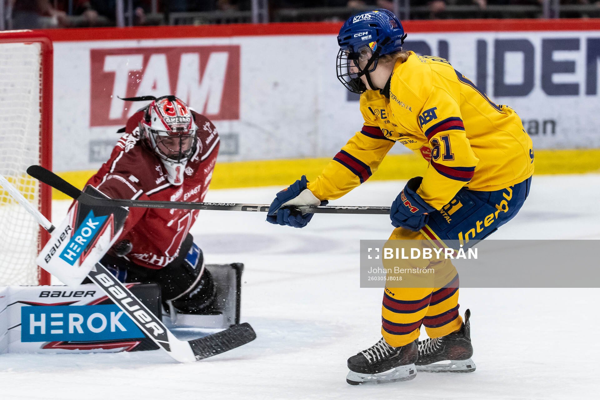 Örebros målvakt Jhonas Enroth och Djurgårdens Viggo