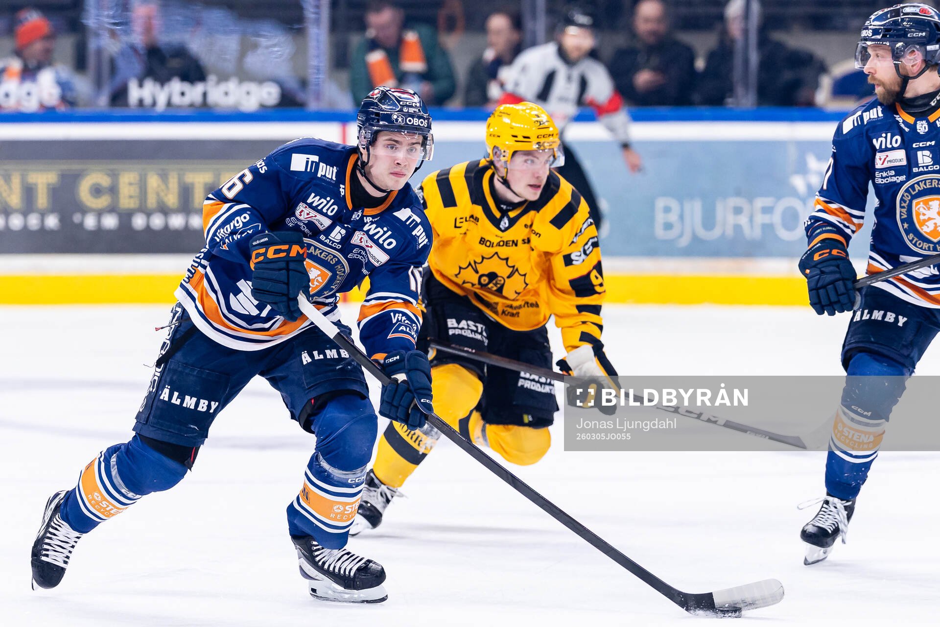 Växjös Ville Svensson och Skellefteås Victor Stjernborg