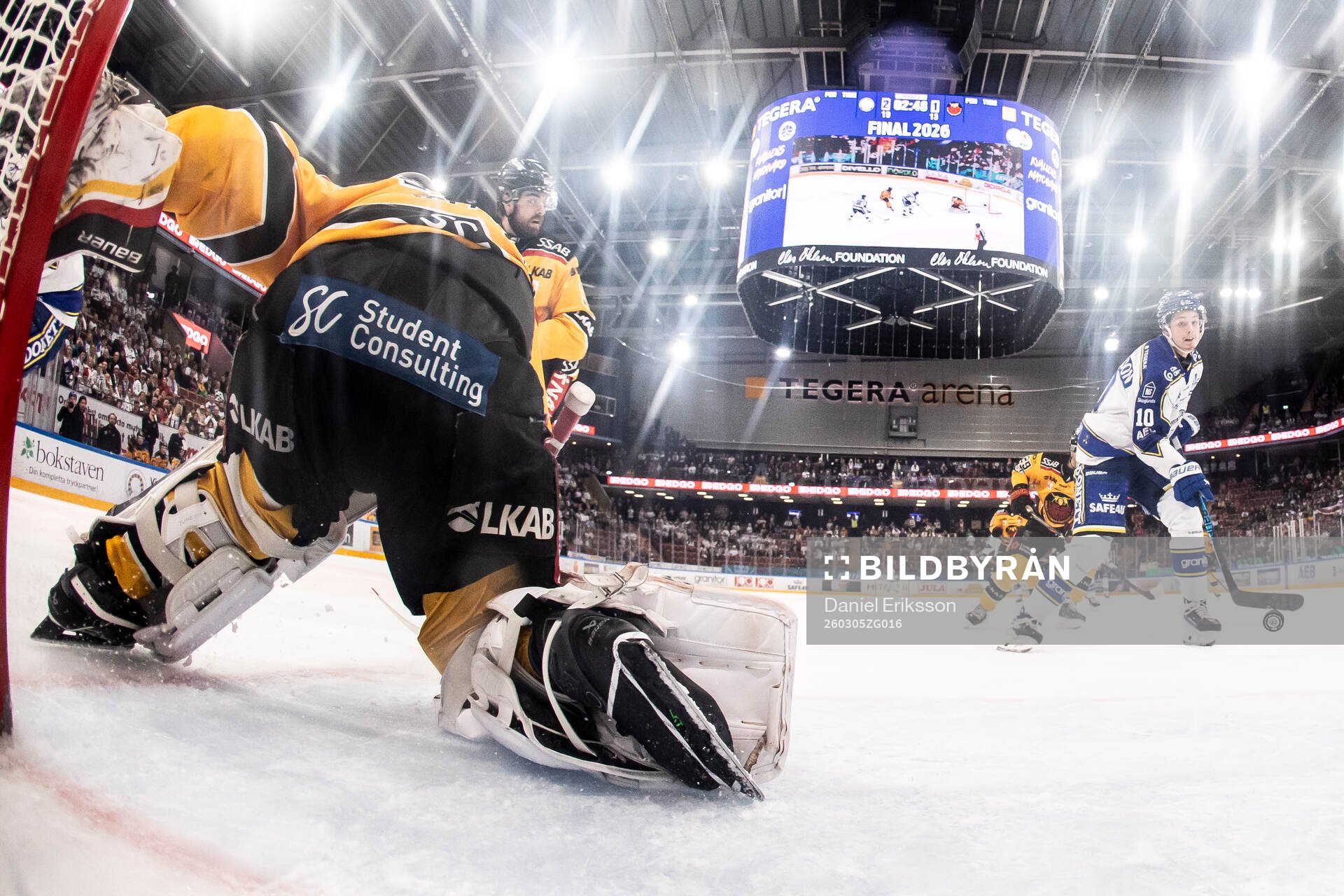 Leksands Anton Johansson gör 3-1 bakom Luleås målvakt
