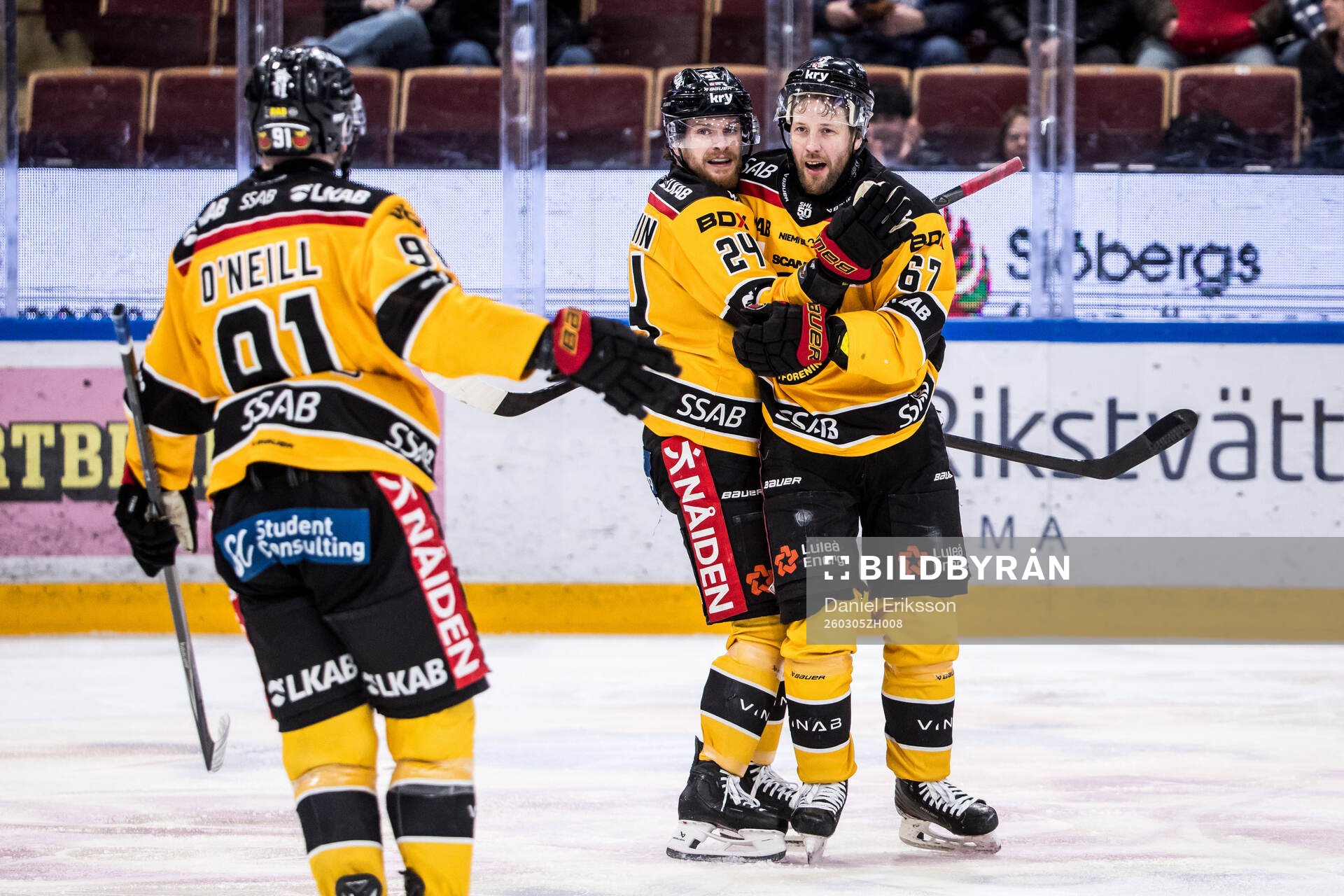 Luleås Linus Omark, Brendan Shinnimin och Brian O'Neill