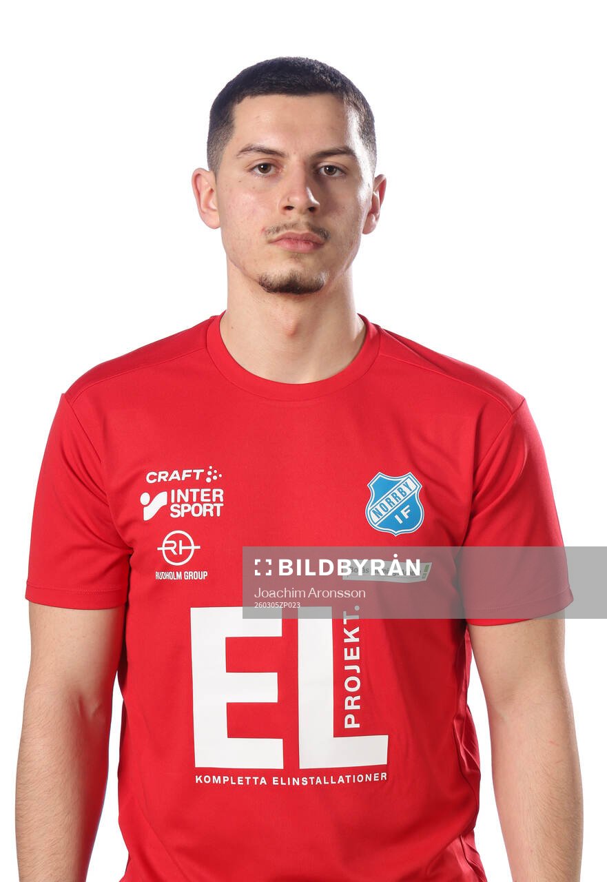 Norrbys målvakt Albin Neziri