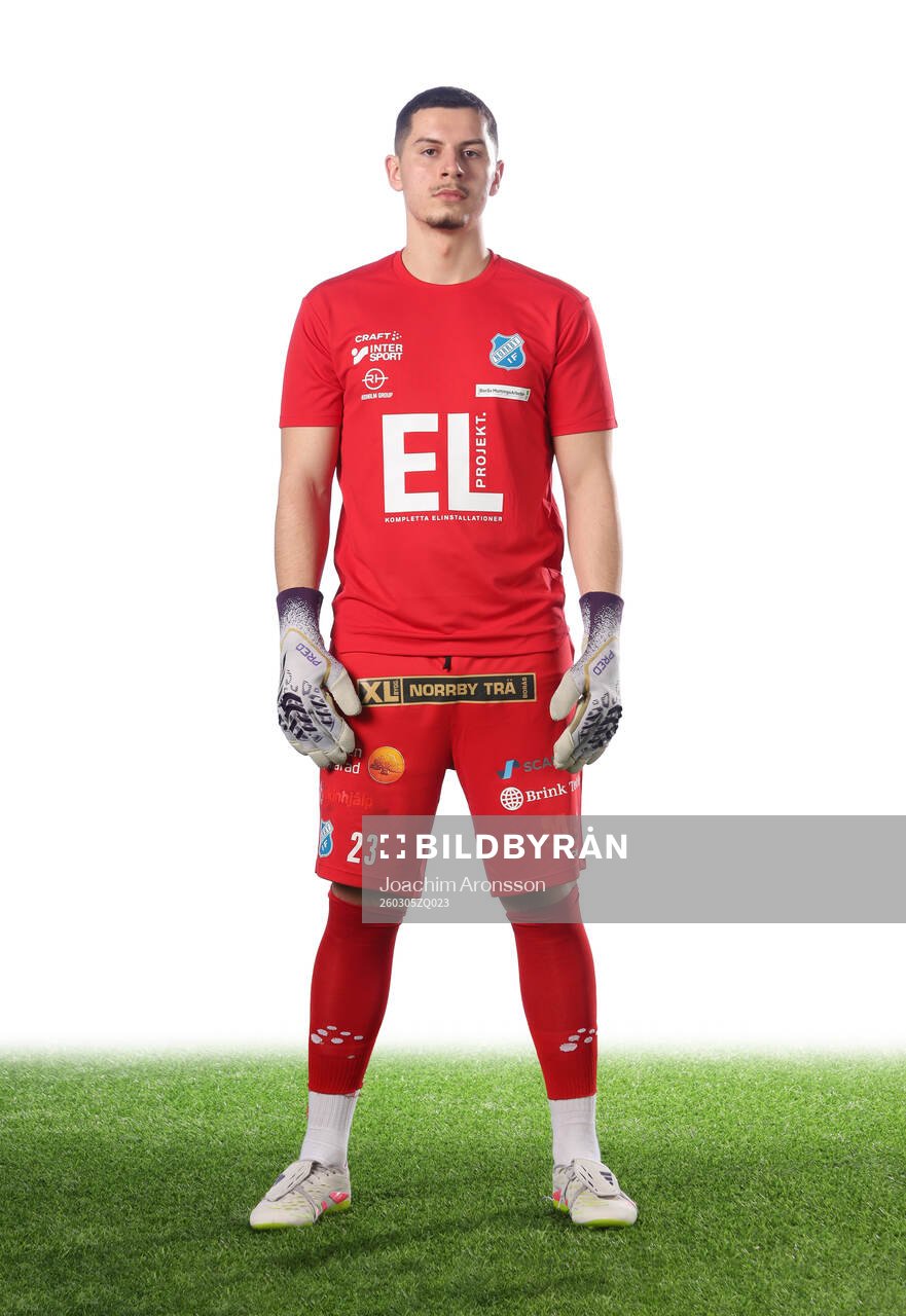 Norrbys målvakt Albin Neziri
