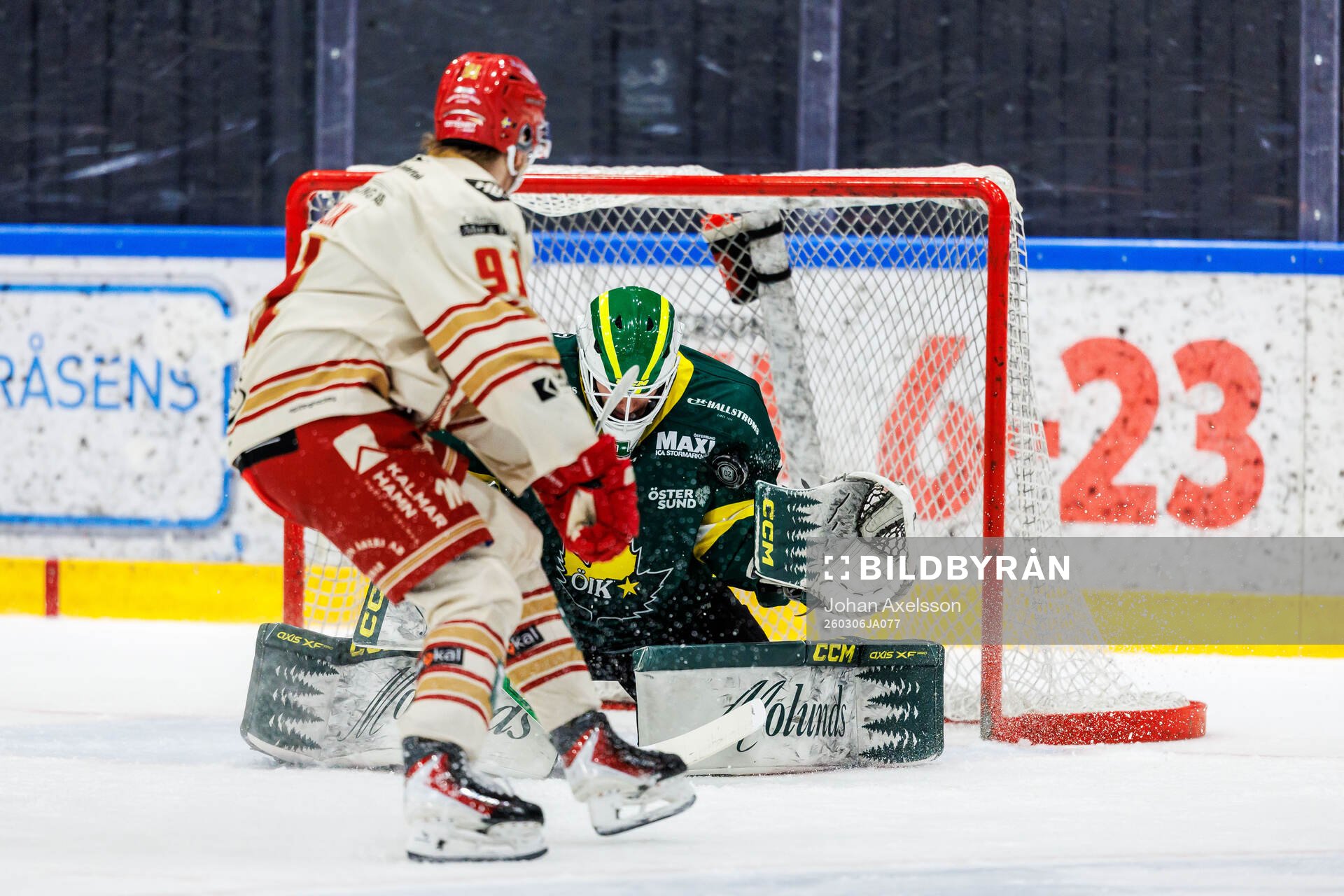 Östersunds målvakt Carl Lidö