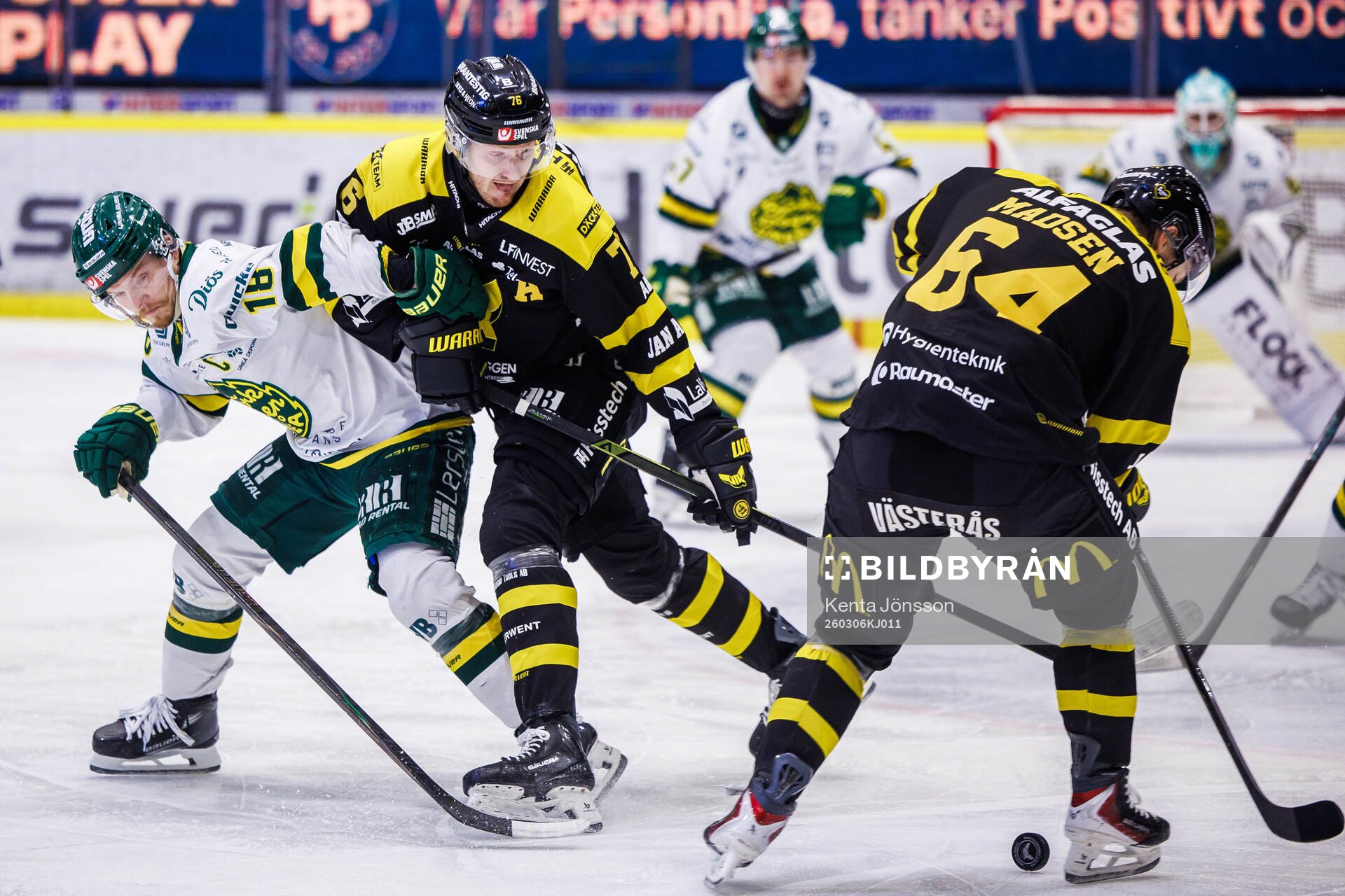 Björklövens Axel Ottosson och Västerås Oskar Kvist