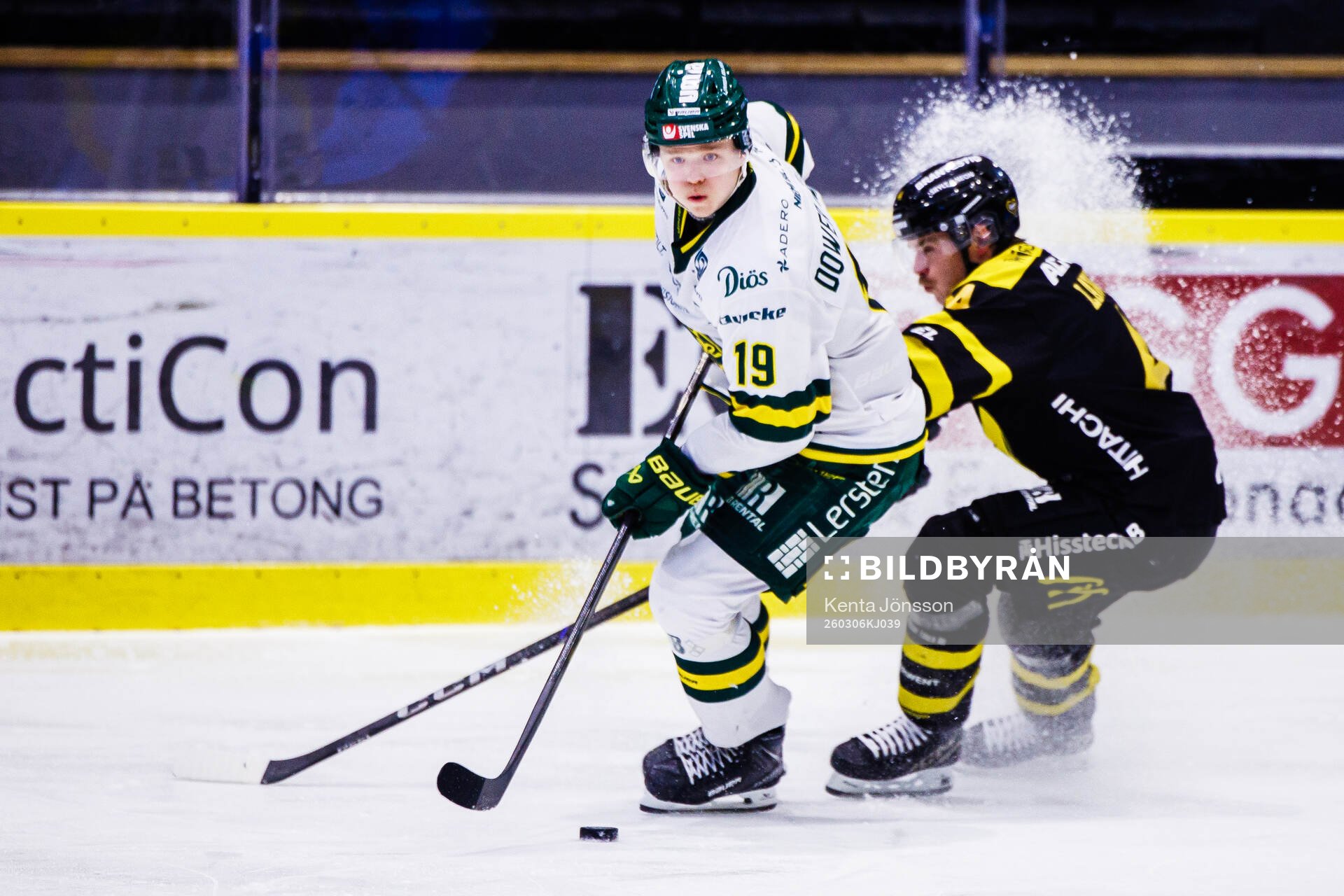 Björklövens Liam Dower Nilsson och Västerås Oscar