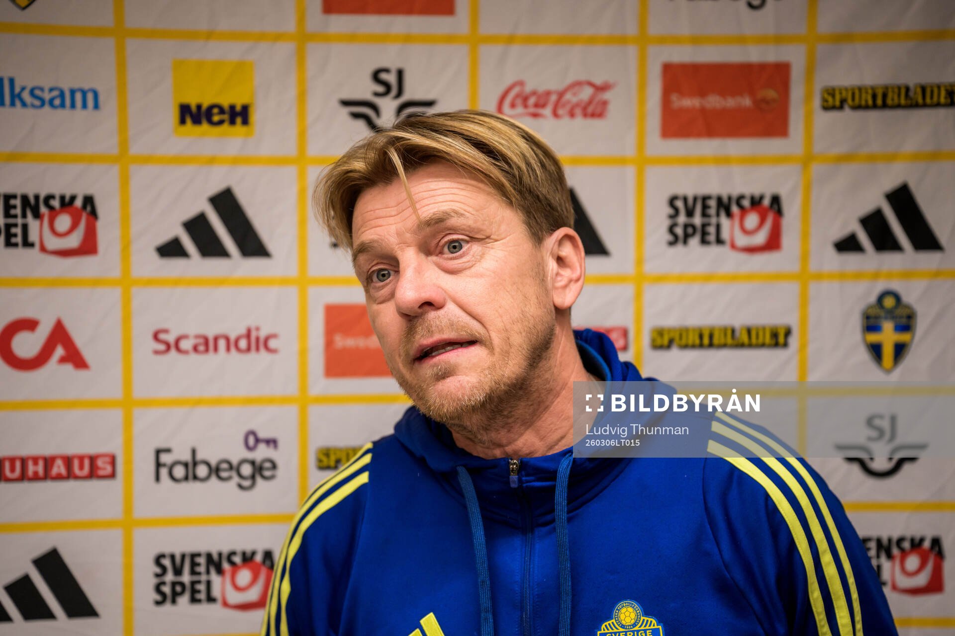 Head coach Tony Gustavsson of the women's national football