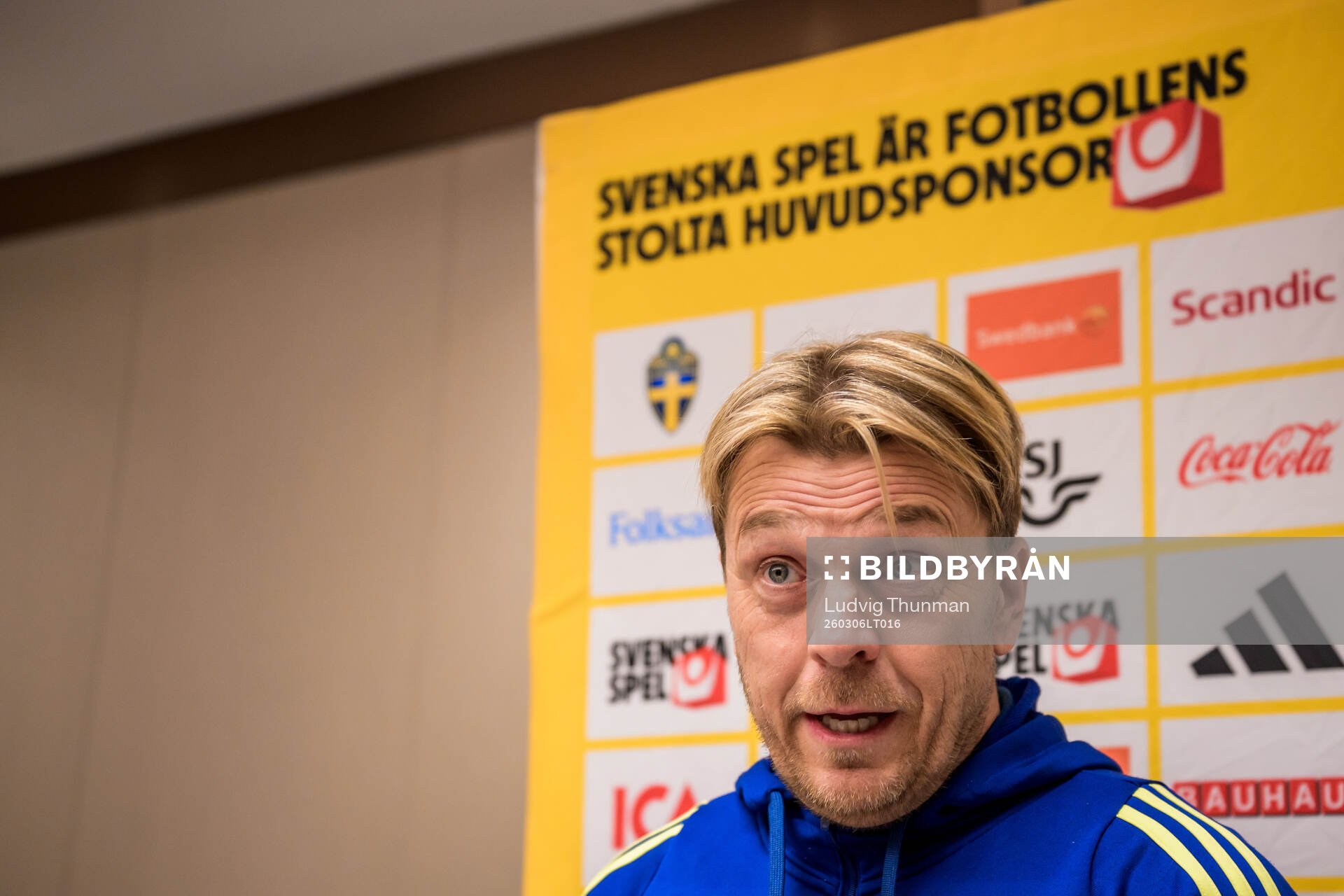 Head coach Tony Gustavsson of the women's national football