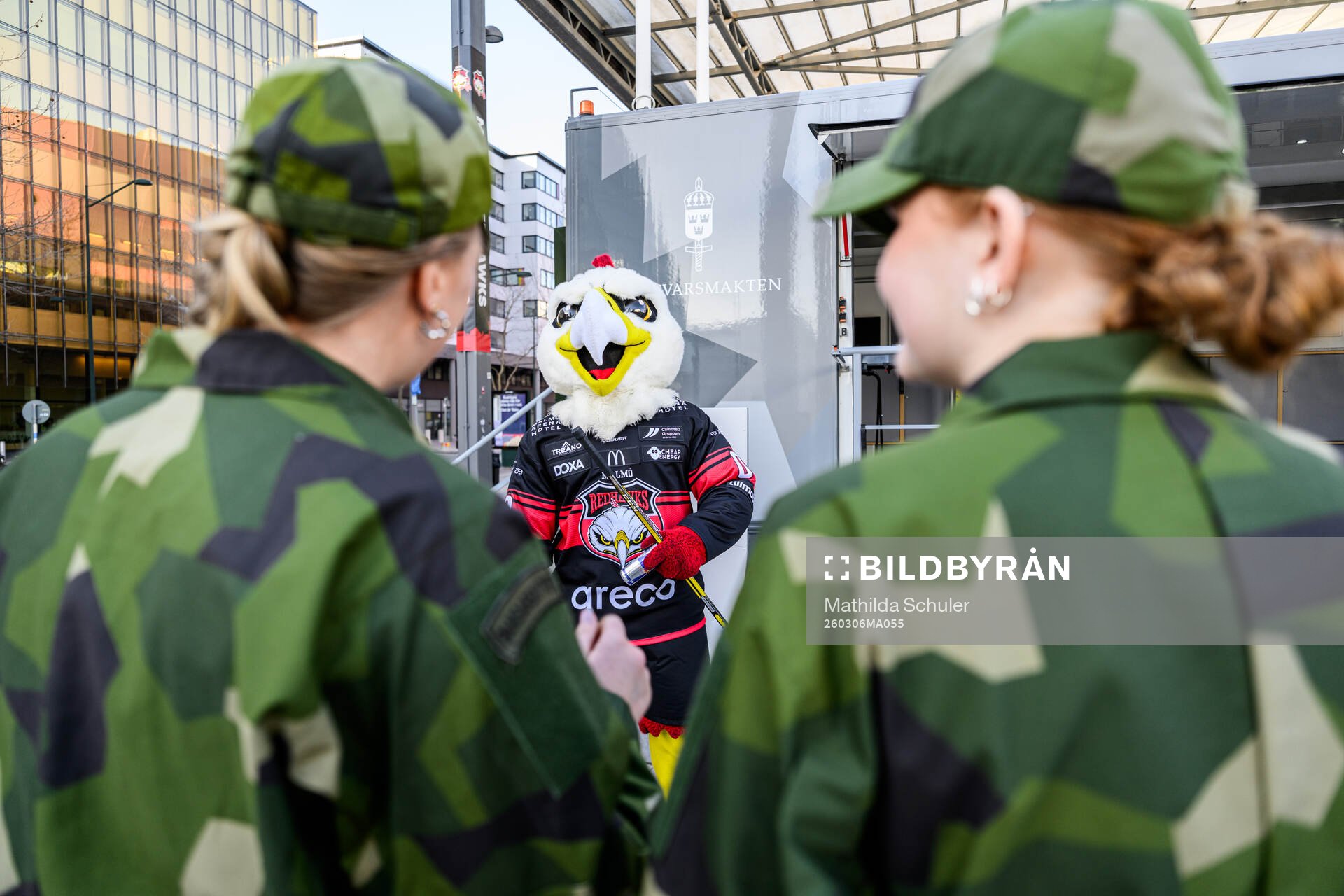Malmö Redhawks maskot Hawkan