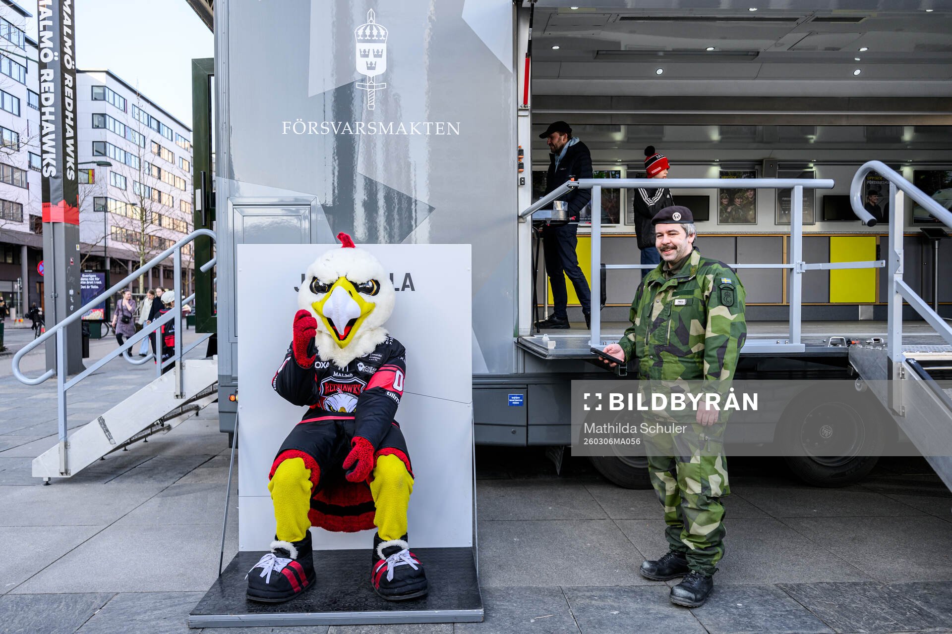 Malmö Redhawks maskot Hawkan