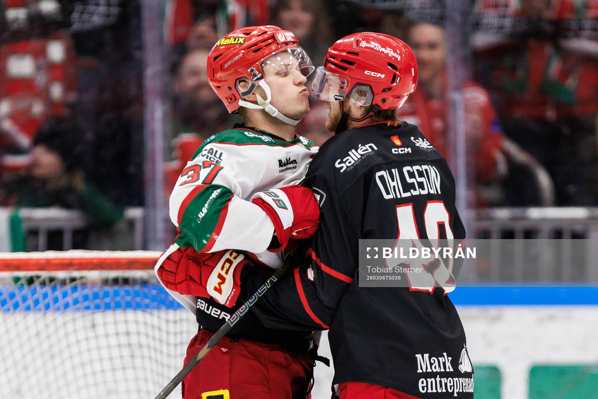 Modos Viktor Persson och Almtunas Anton Ohlsson