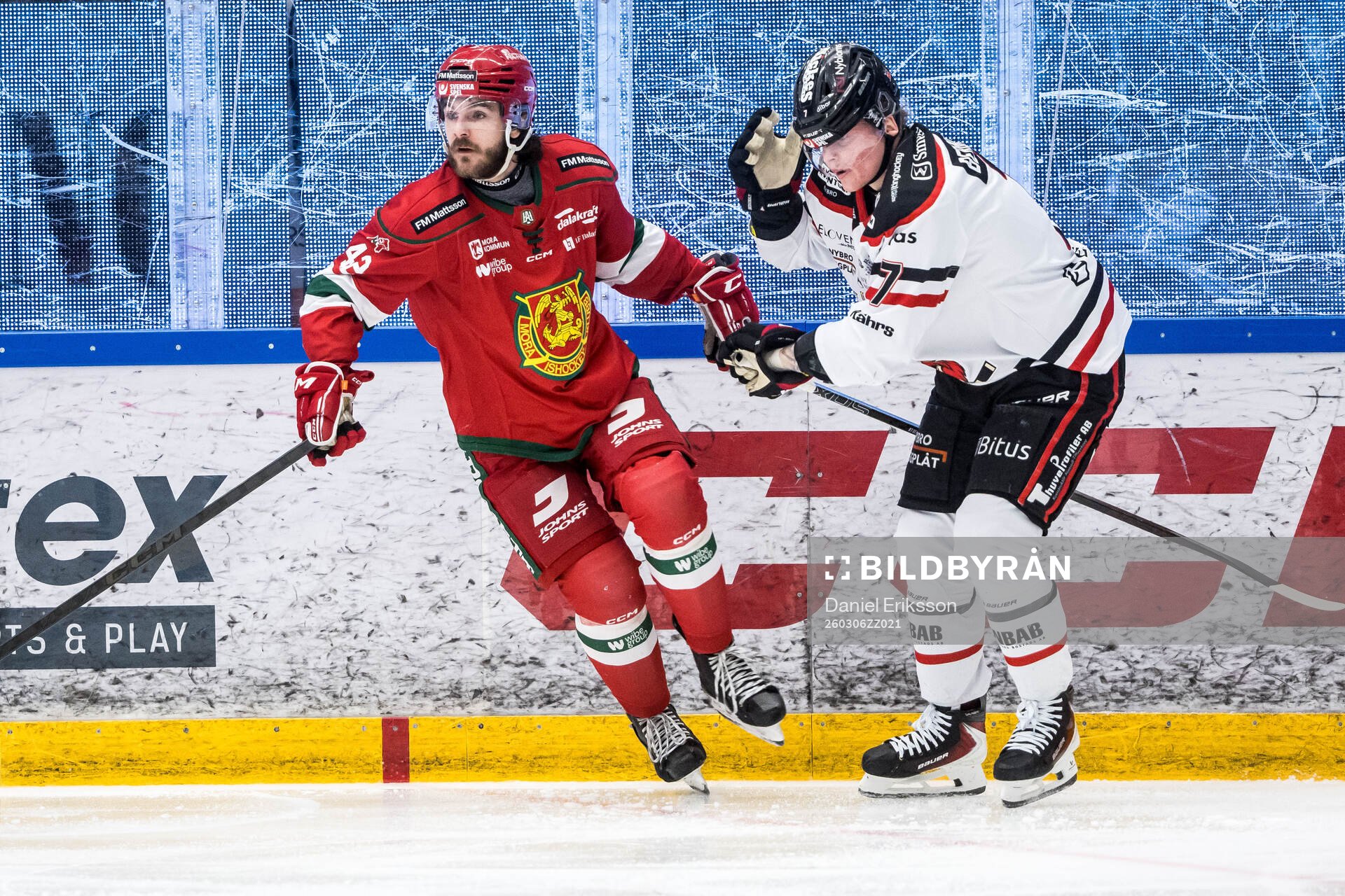 Moras Brayden Tracey och Nybro Vikings Julius Bergman