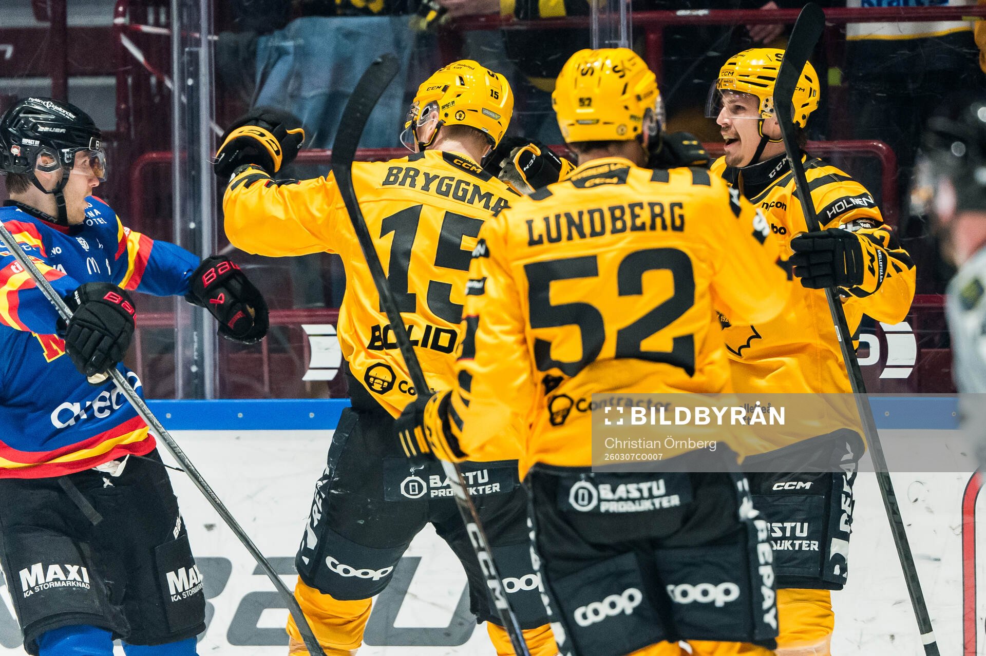 Skellefteås Jonathan Johnson jublar