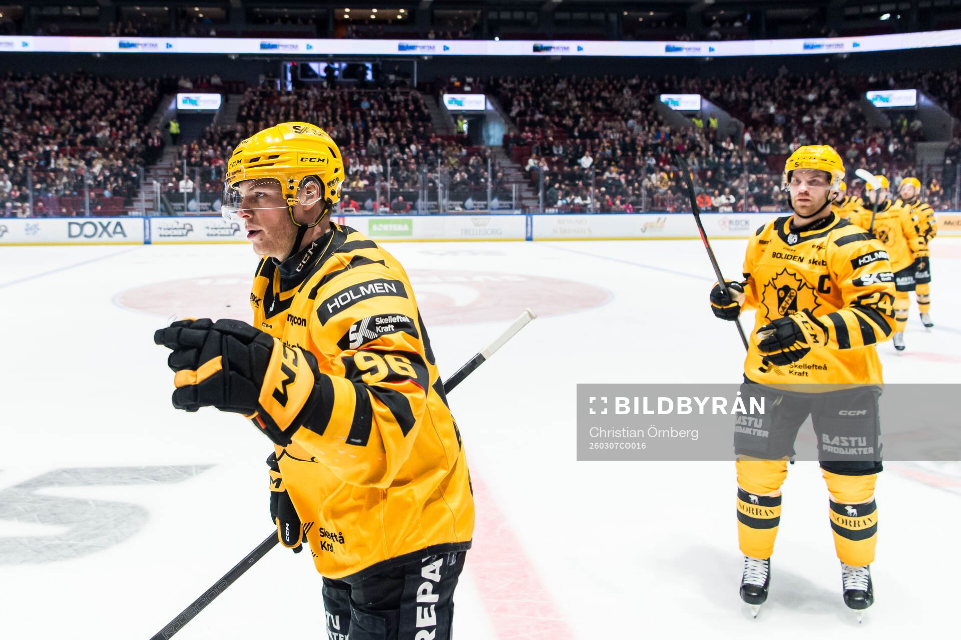 Skellefteås Rickard Hugg jublar