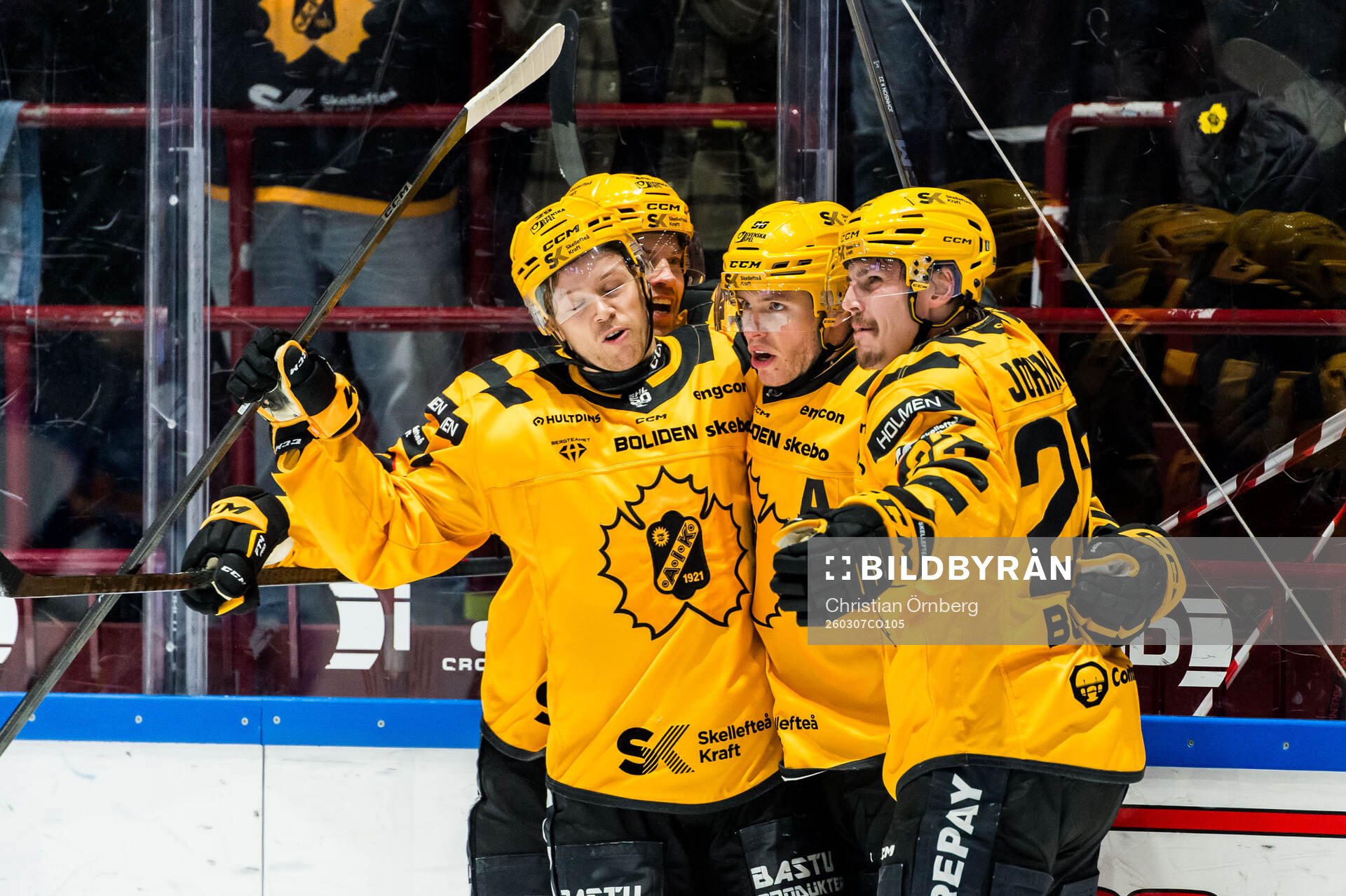 Skellefteås Rickard Hugg jublar