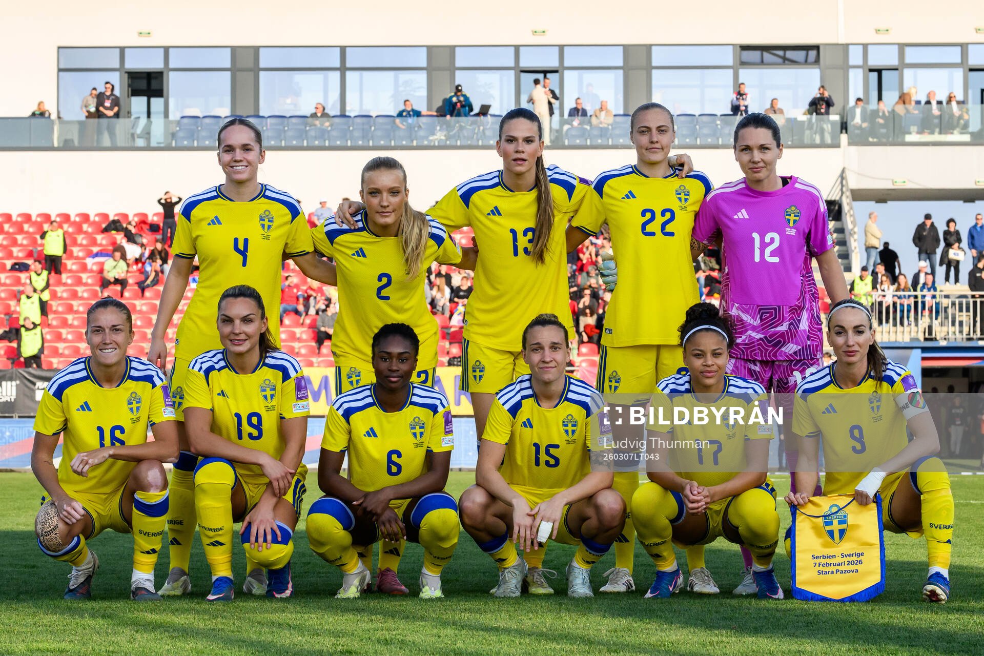 The starting eleven of Sweden pose for a photo