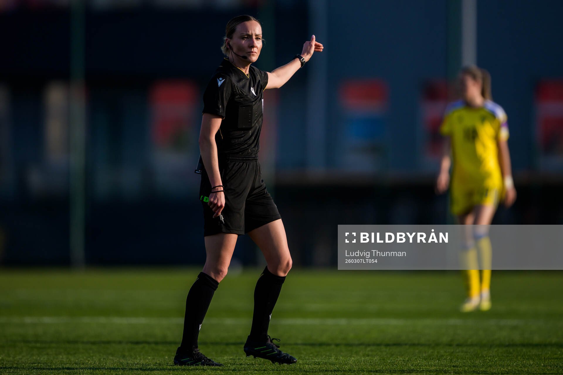 Referee Fabienne Michel