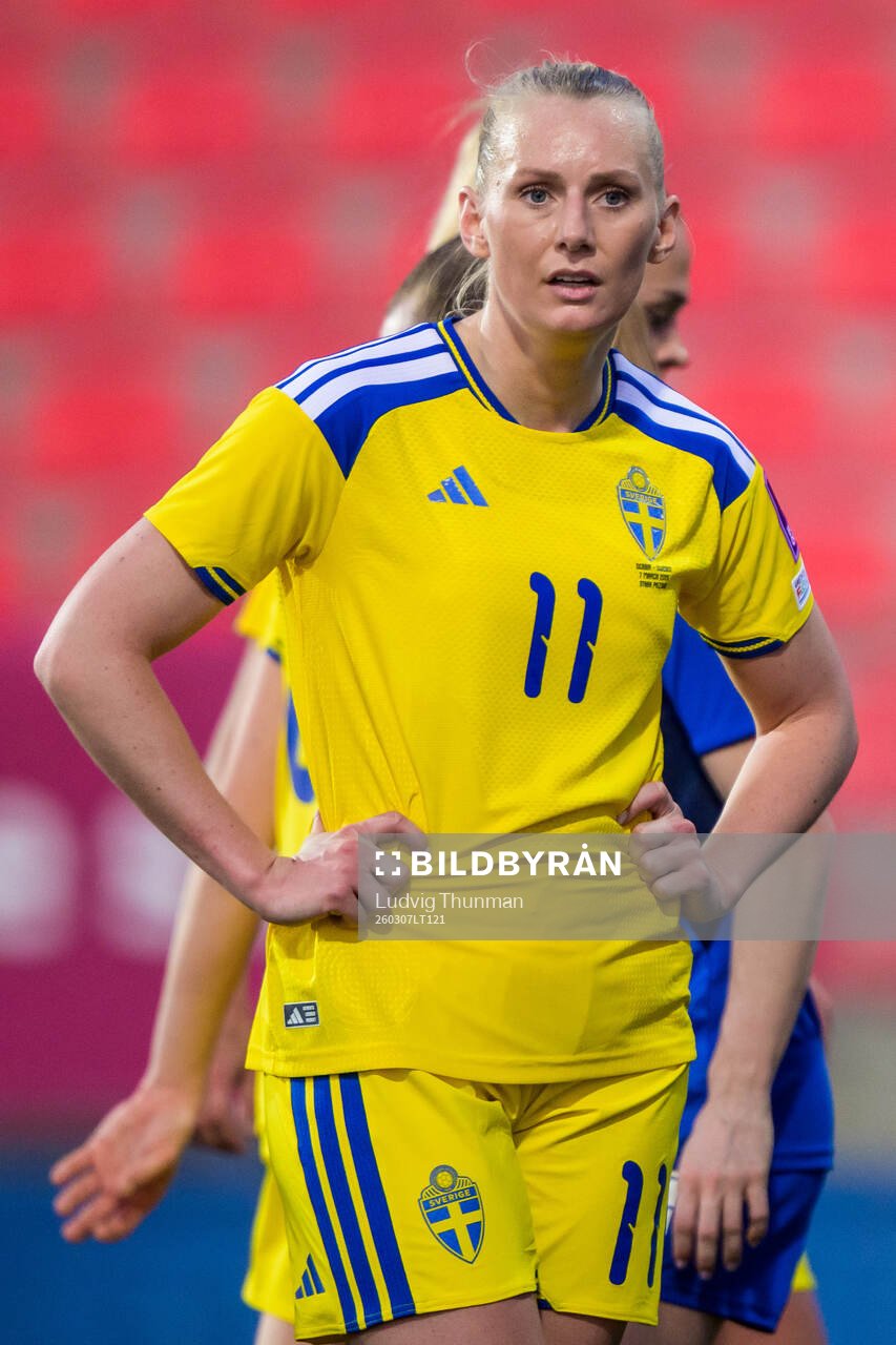 Stina Blackstenius of Sweden