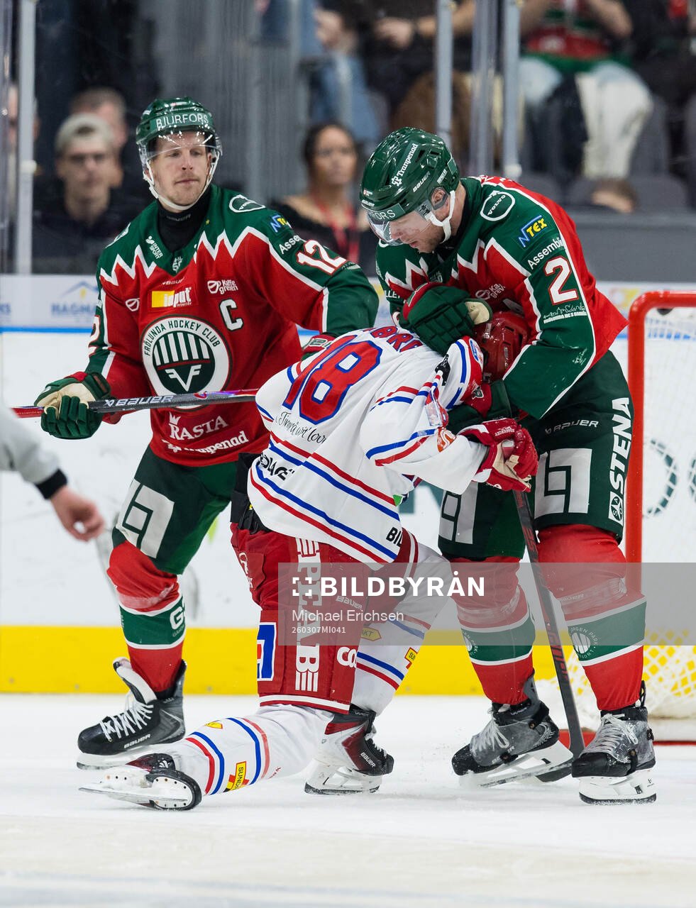 Frölundas Christian Folin och Timrås Eddie Genborg