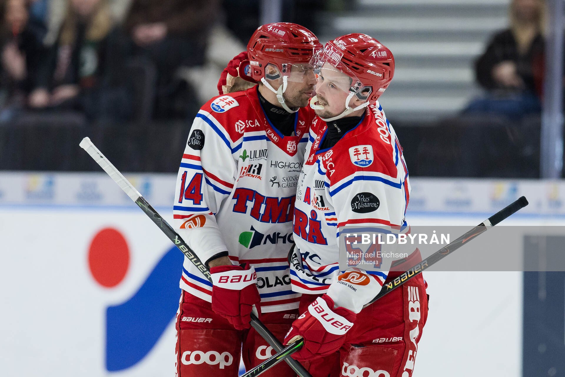 Timrås Jonathan Dahlén jublar