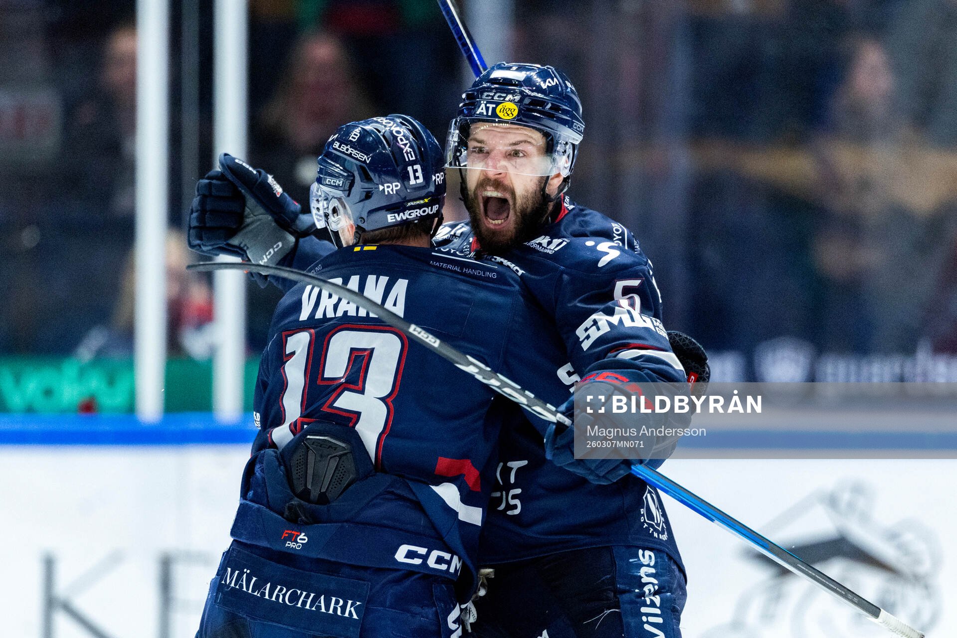 Linköpings Oscar Fantenberg jublar