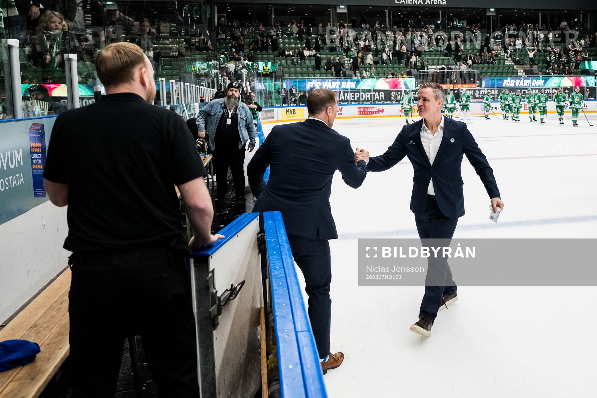 Färjestads tränare Cam Abbott och Rögles tränare Dan