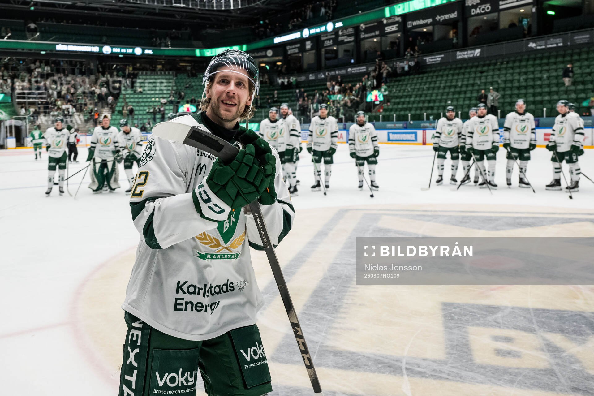 Färjestads Per Åslund jublar