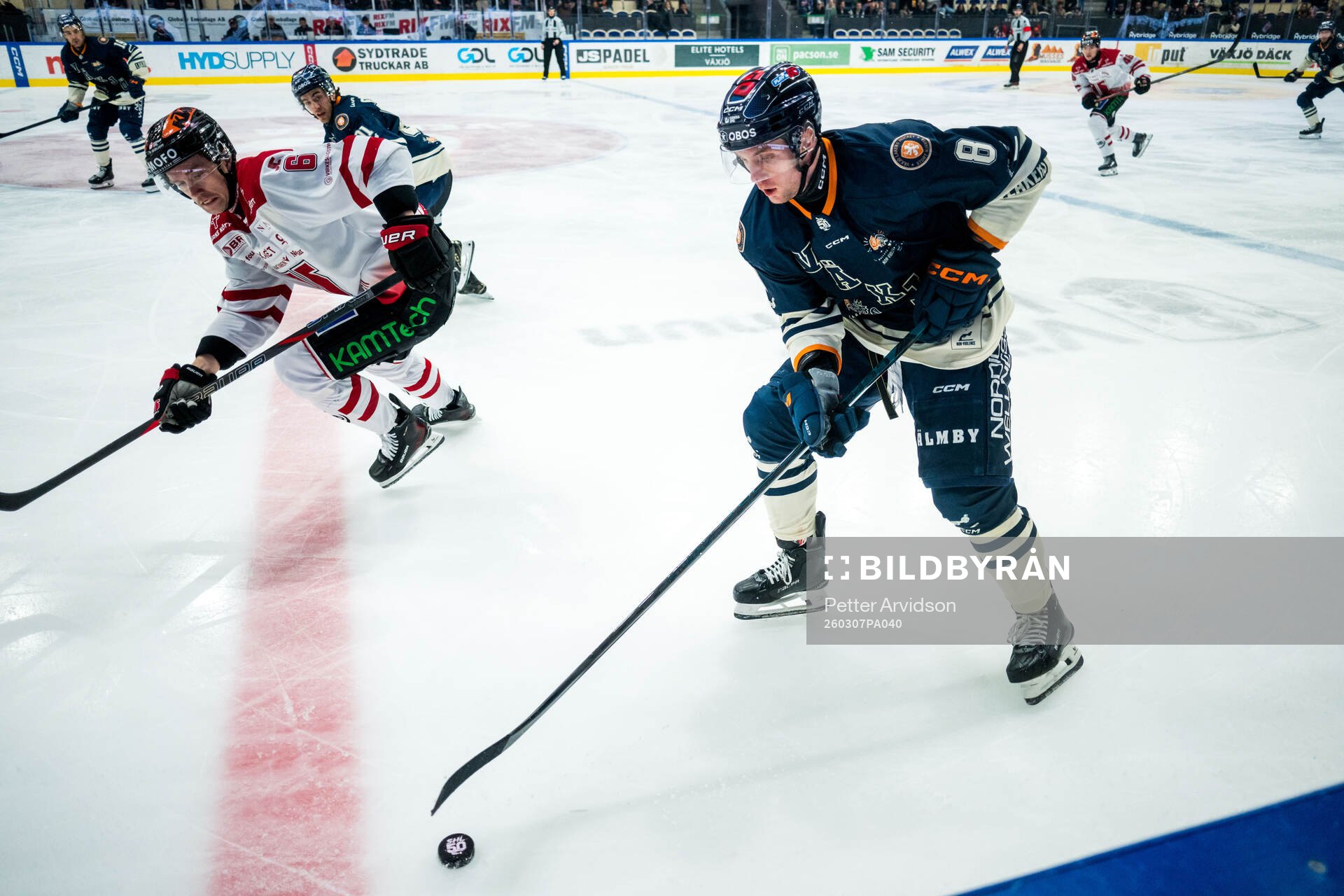 Örebros Filip Berglund och Växjös Zachary Giuttari
