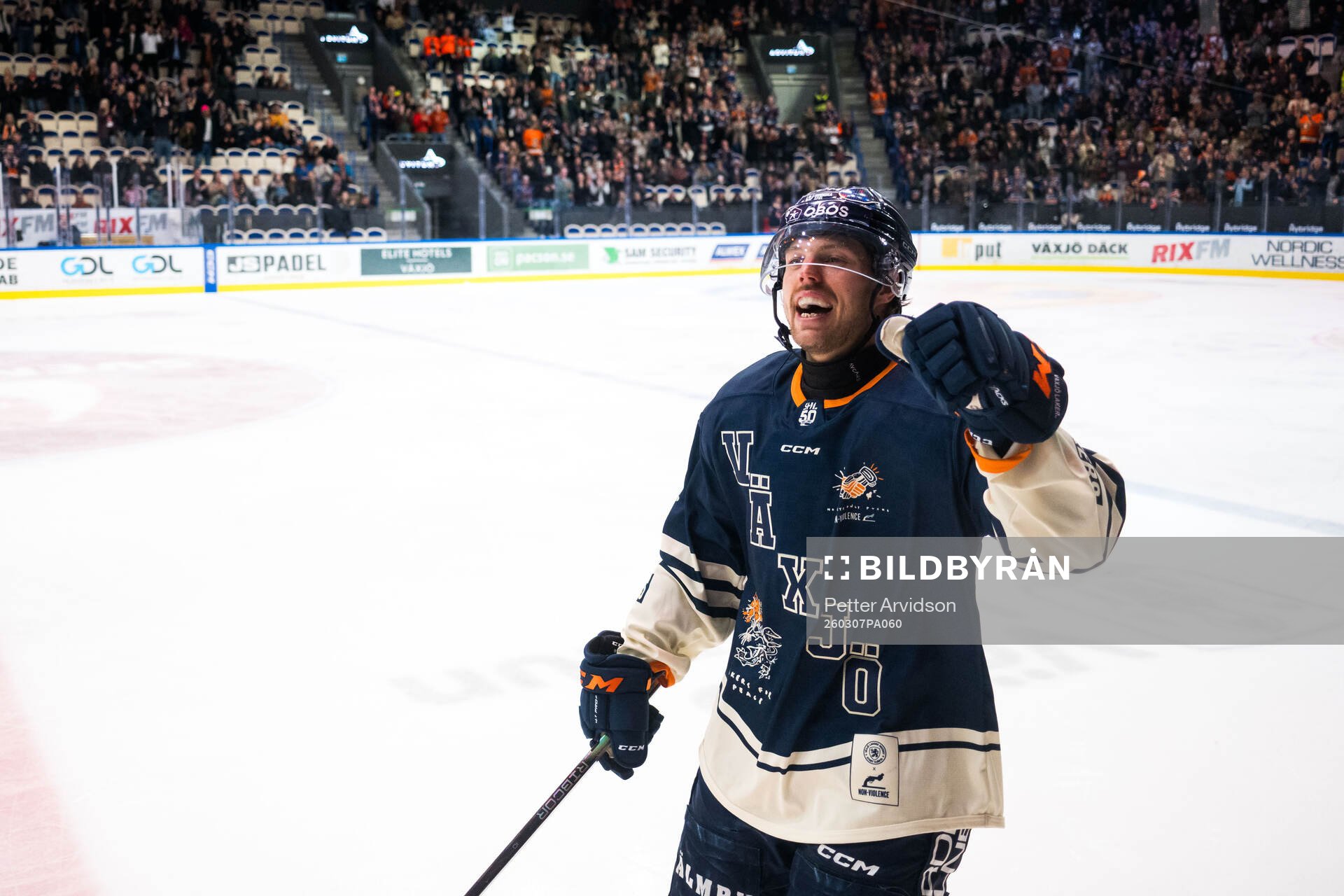 Växjös Manuel Ågren jublar