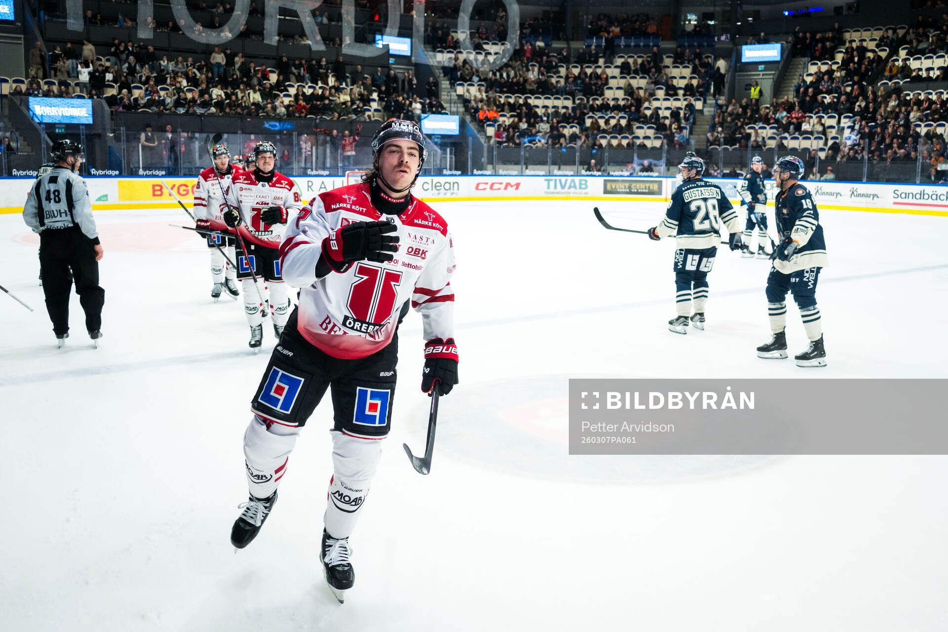 Örebros Luke Martin jublar