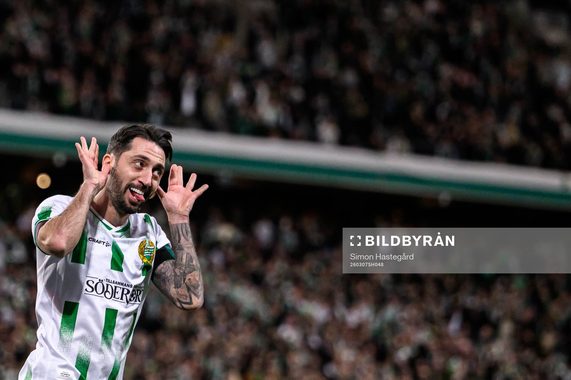 Hammarbys Nahir Besara jublar
