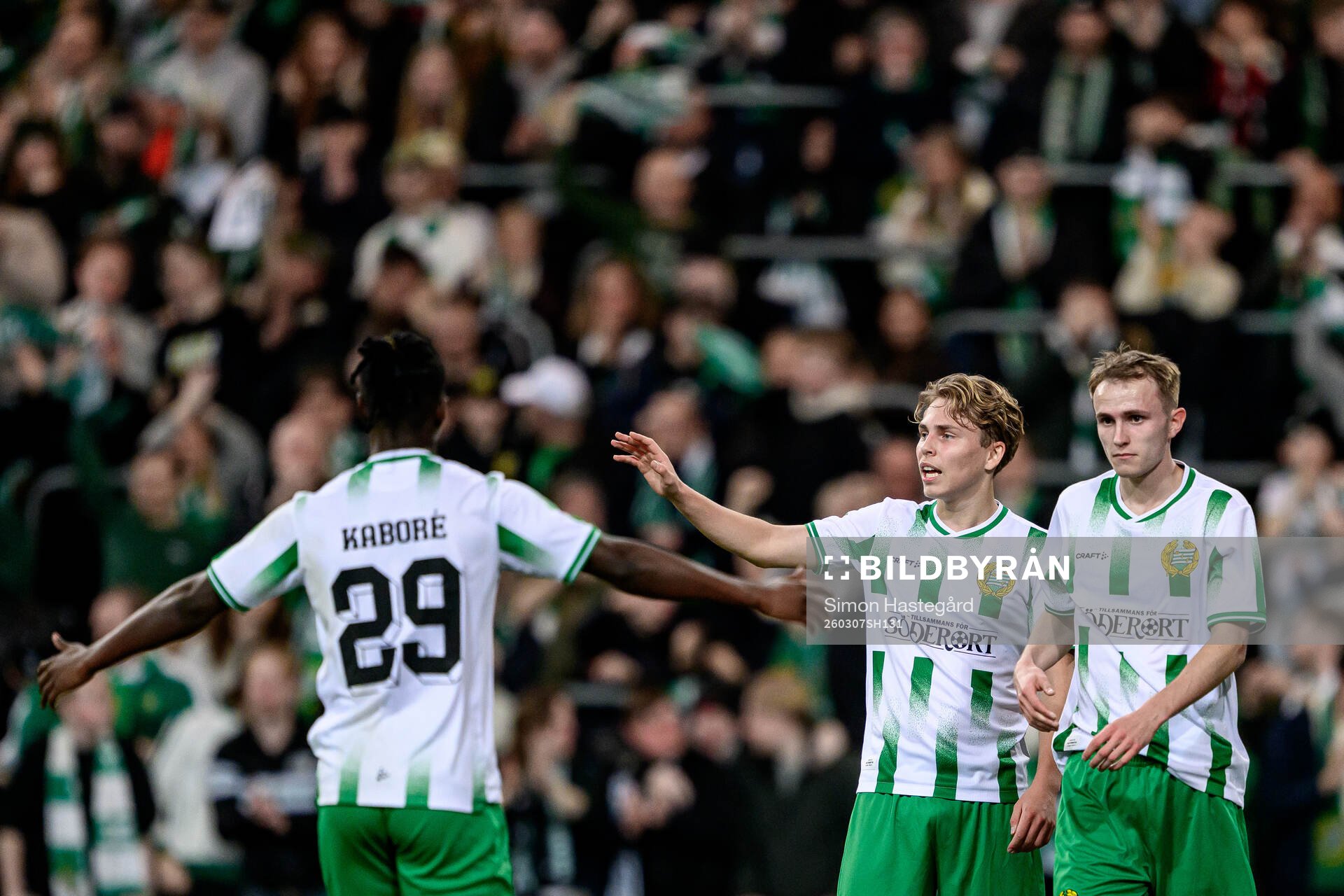 Hammarbys Wilson Lindberg Uhrström jublar med Moise Elohim