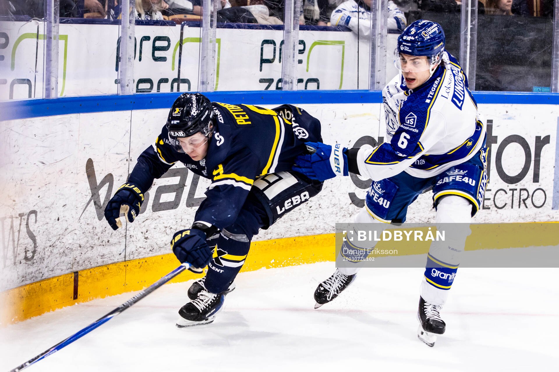 HV71s Hugo Pettersson och Leksands Alexander Lundqvist