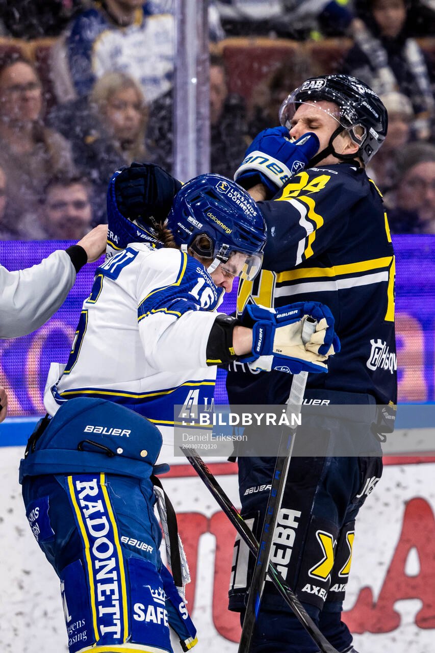 Leksands Rocky Langvardt och HV71s Hampus Eriksson