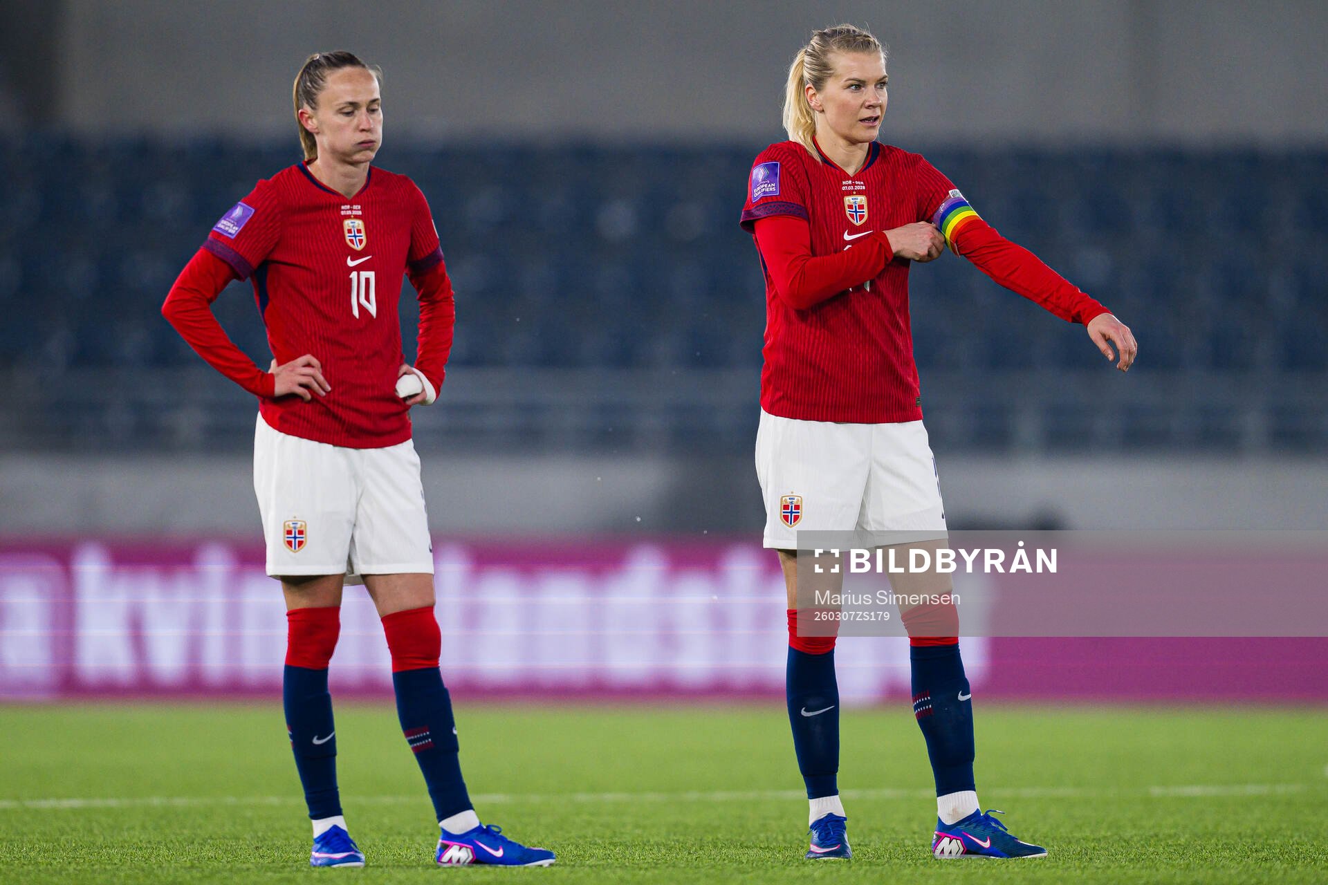 Caroline Graham Hansen and Ada Hegerberg of Norway looks