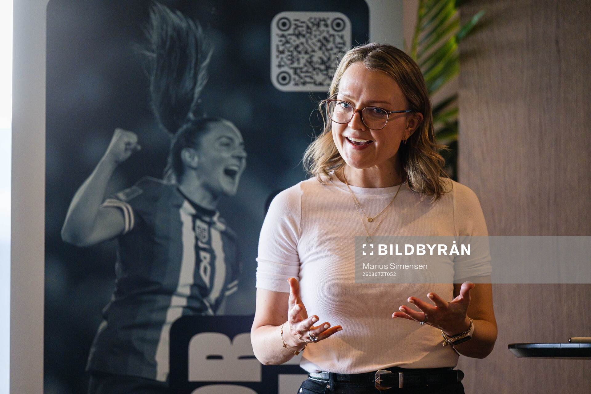 Sissel Gynnild Hartley at a press conference