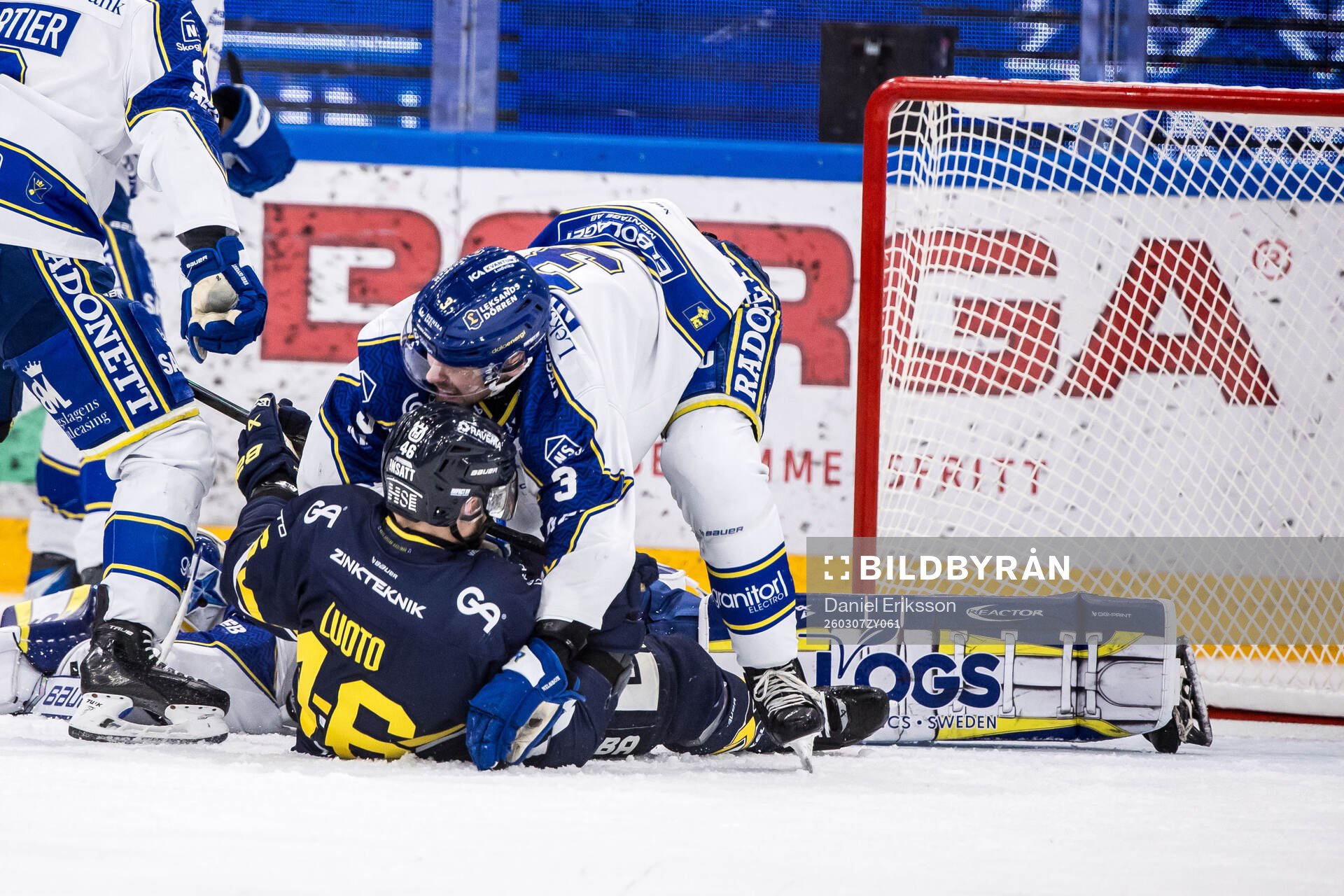 HV71s Joona Luoto och Leksands Fred Nilsson