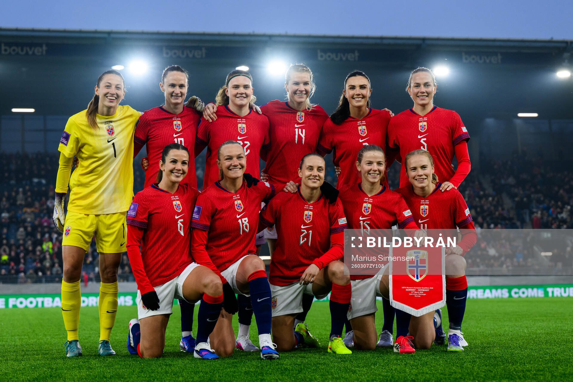 The starting eleven of Norway, from the top left;