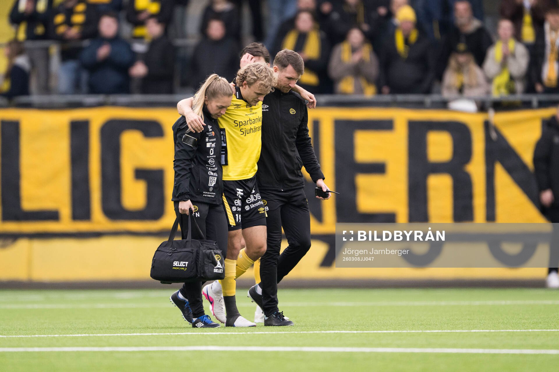 Elfsborgs Julius Beck lämnar planen