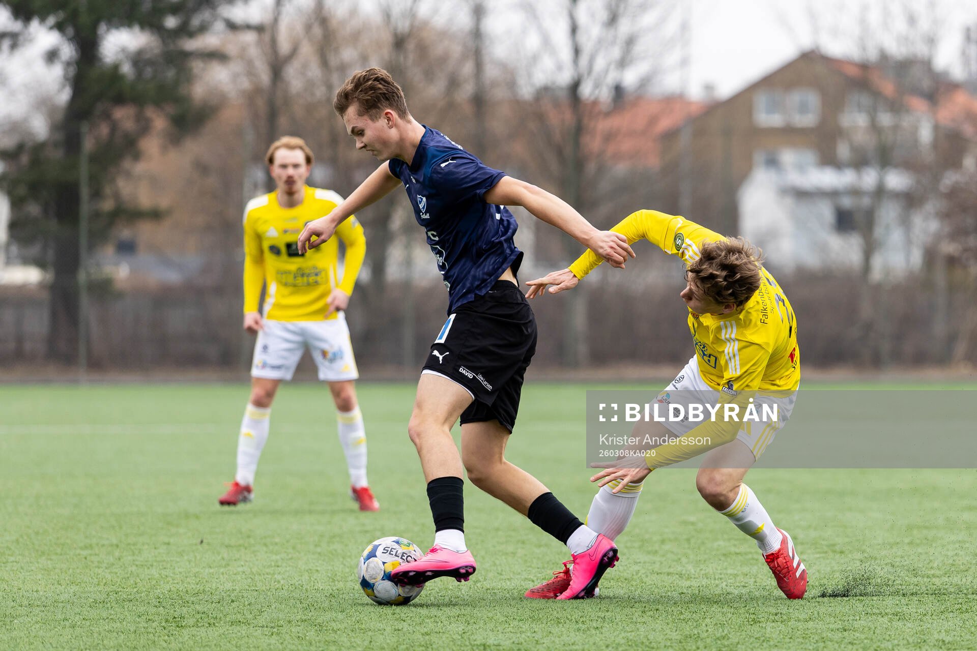 IFK Skövdes Melvin Korpås och Falkenbergs Melker Nilsson