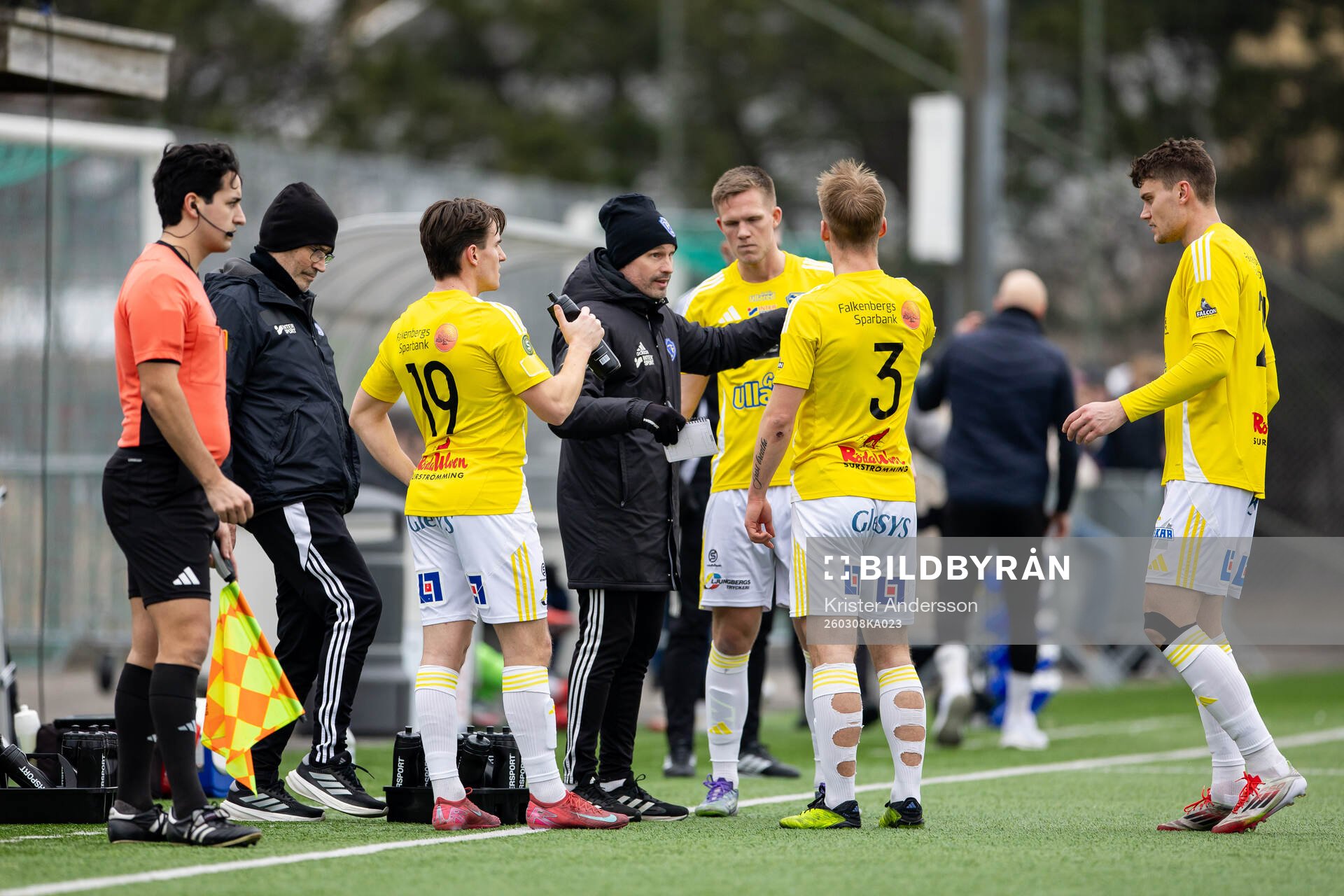Falkenbergs tränare Christoffer Andersson ger