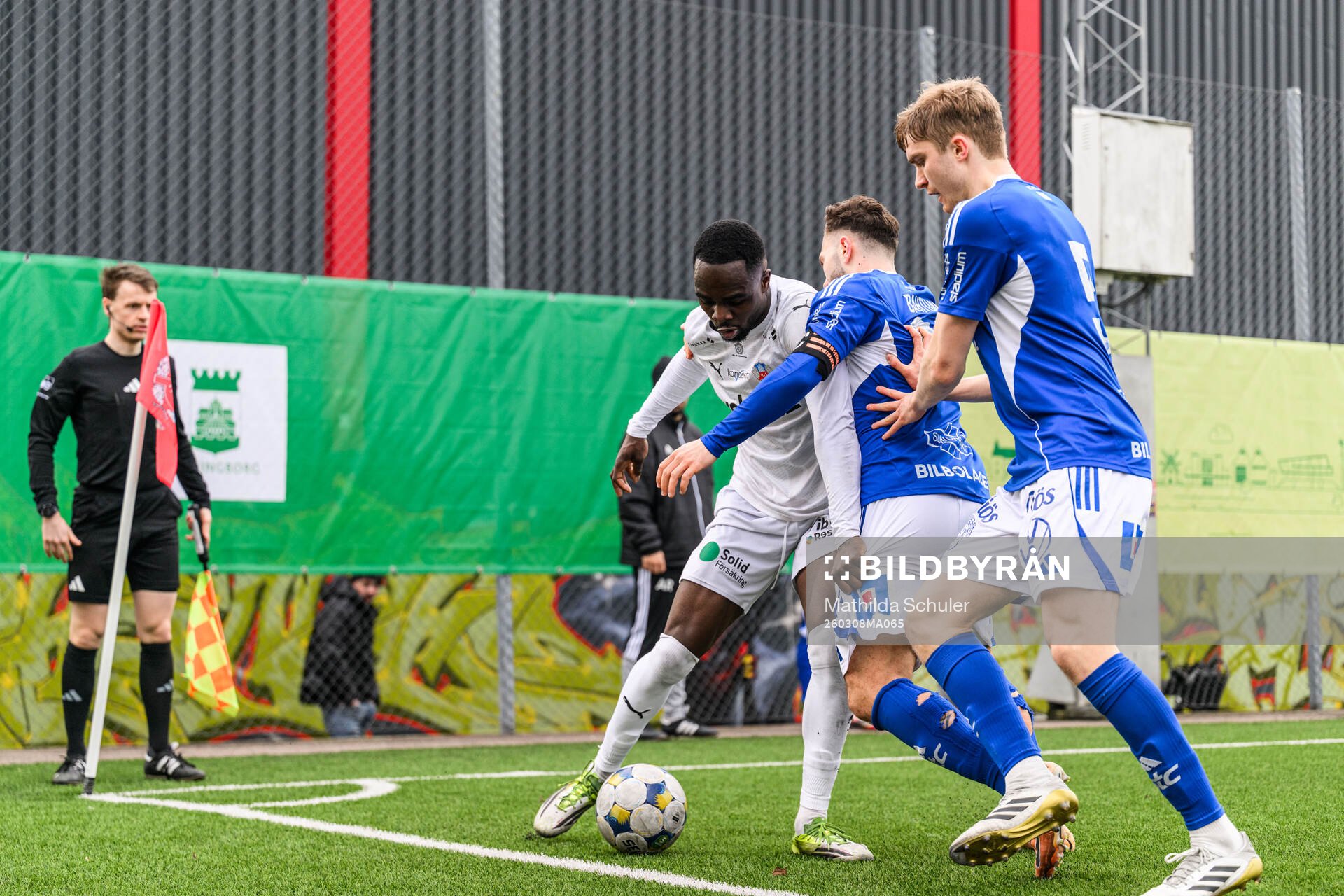 Helsingborgs Adam Akimey och GIF Sundsvalls Amaro Bahtijar