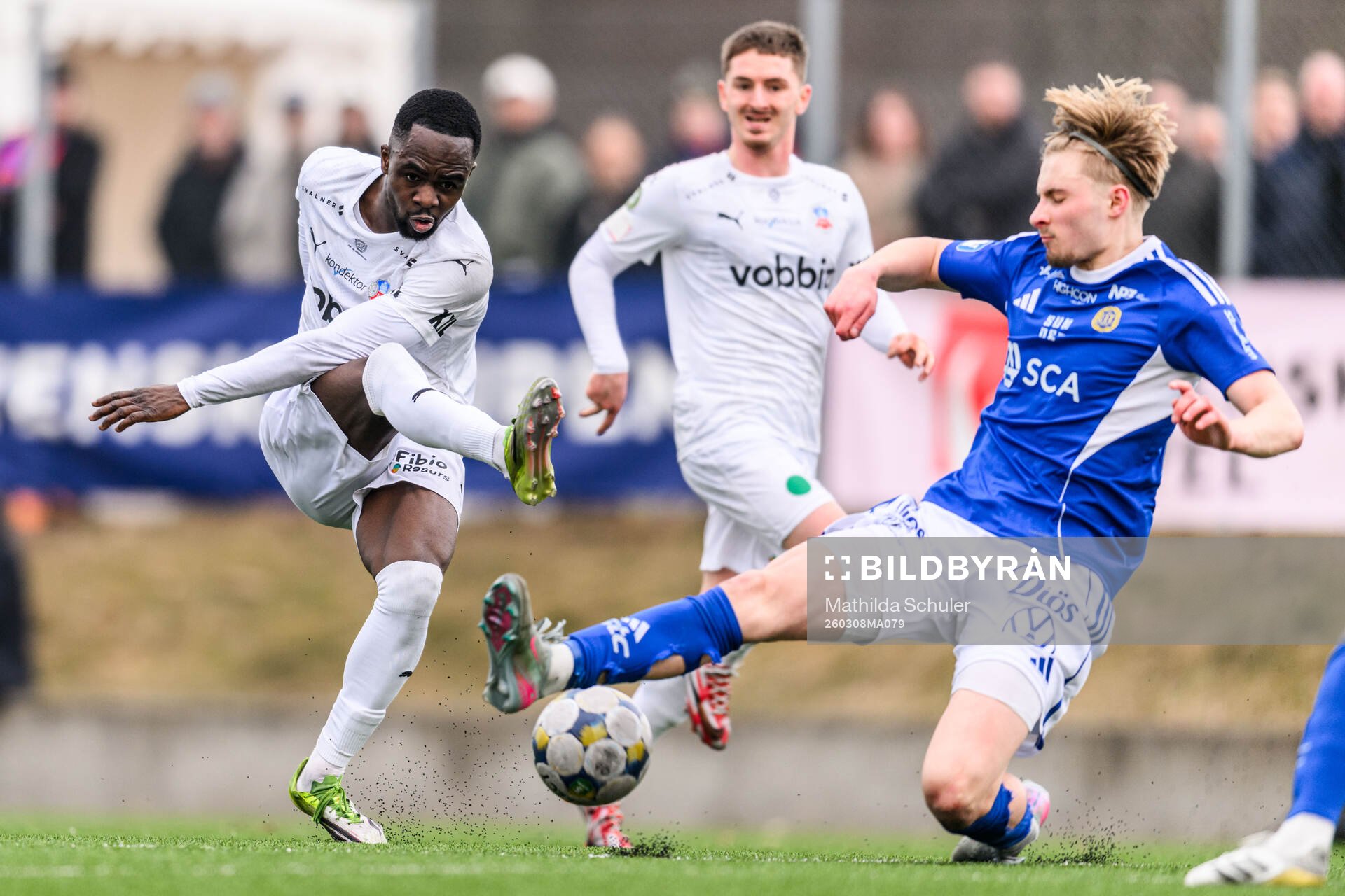 Helsingborgs Adam Akimey och GIF Sundsvalls Malte Hallin