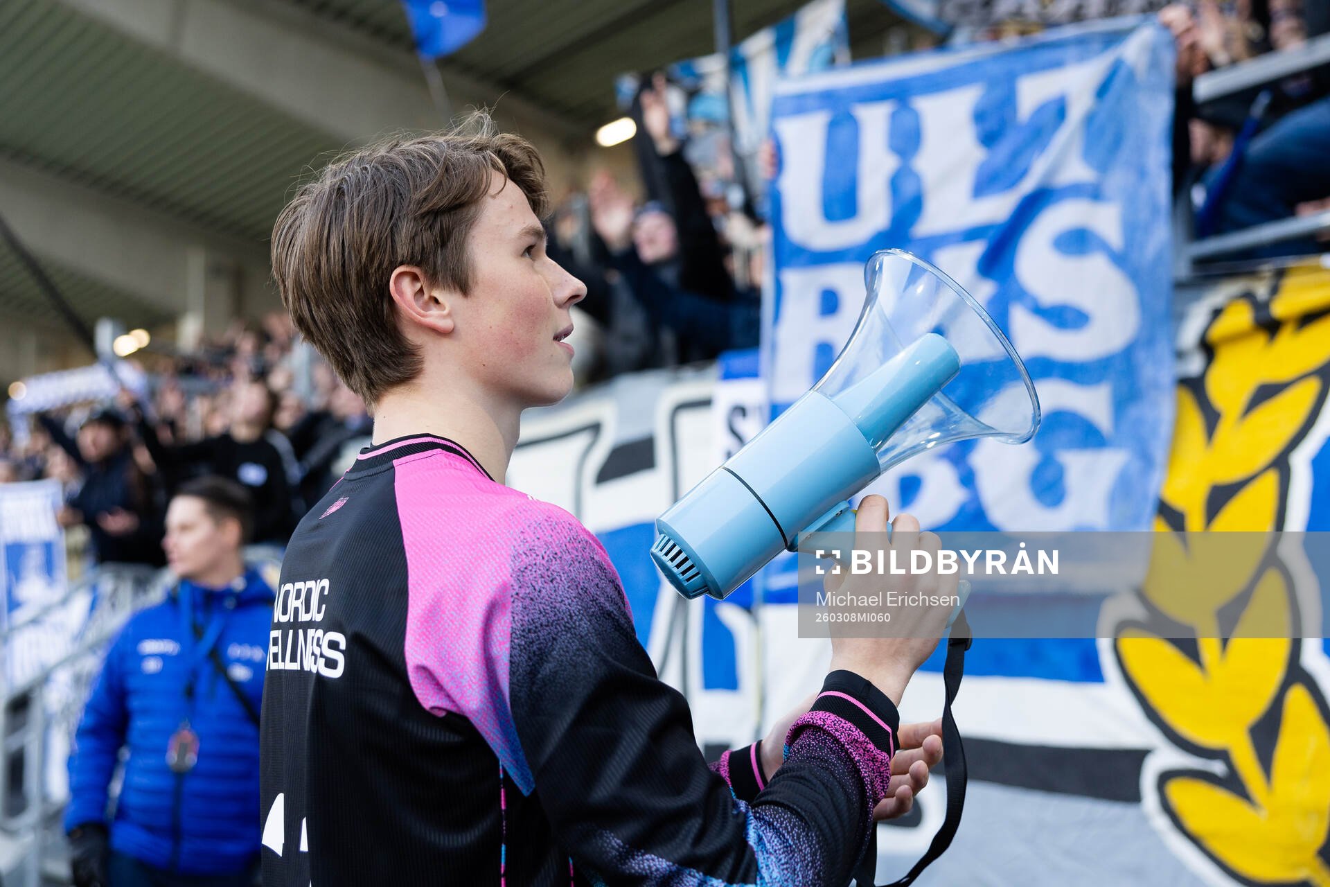 IFK Göteborgs målvakt Alexander Carlsson startar en