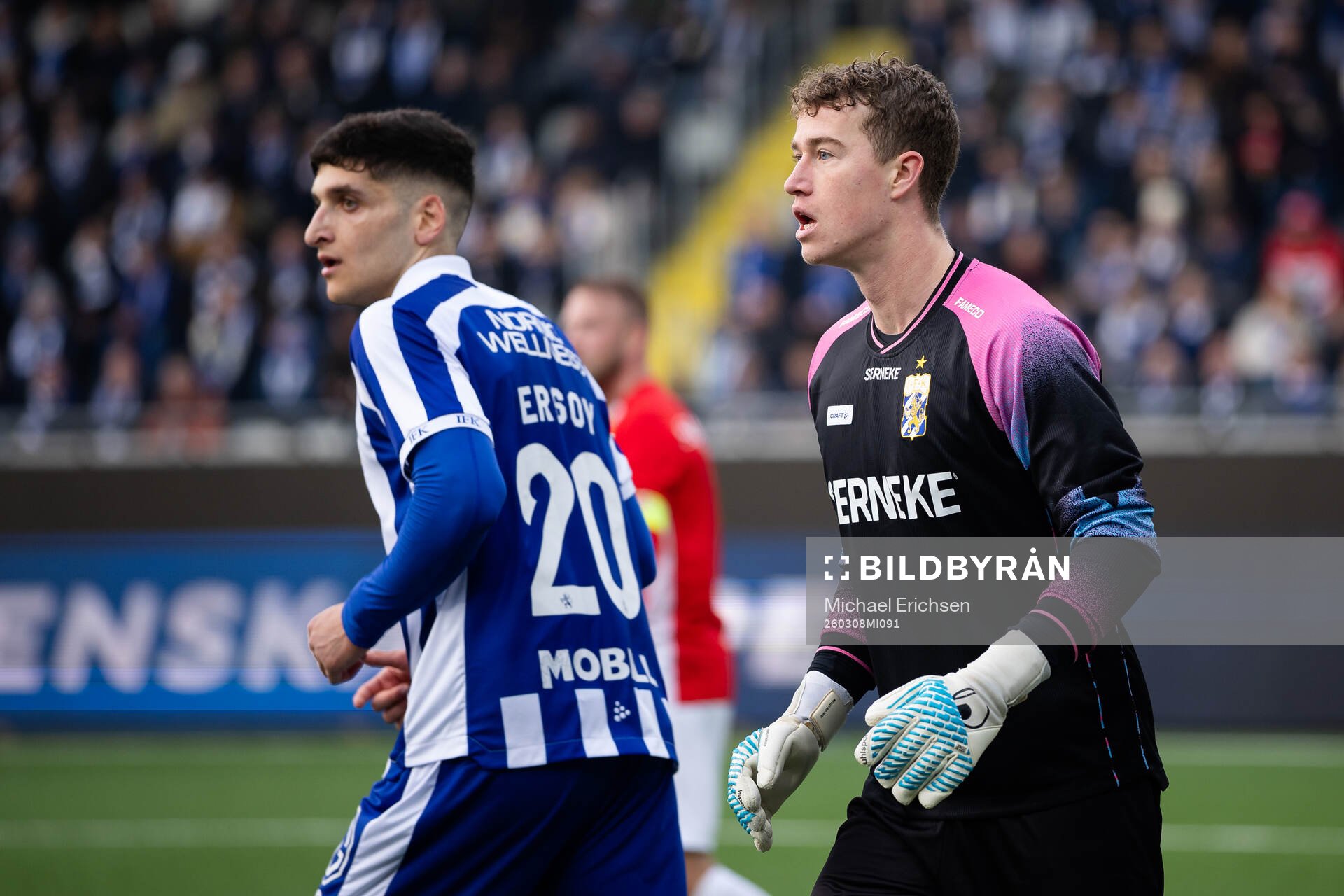 IFK Göteborgs Gabriel Ersoy och målvakt Viktor Andersson
