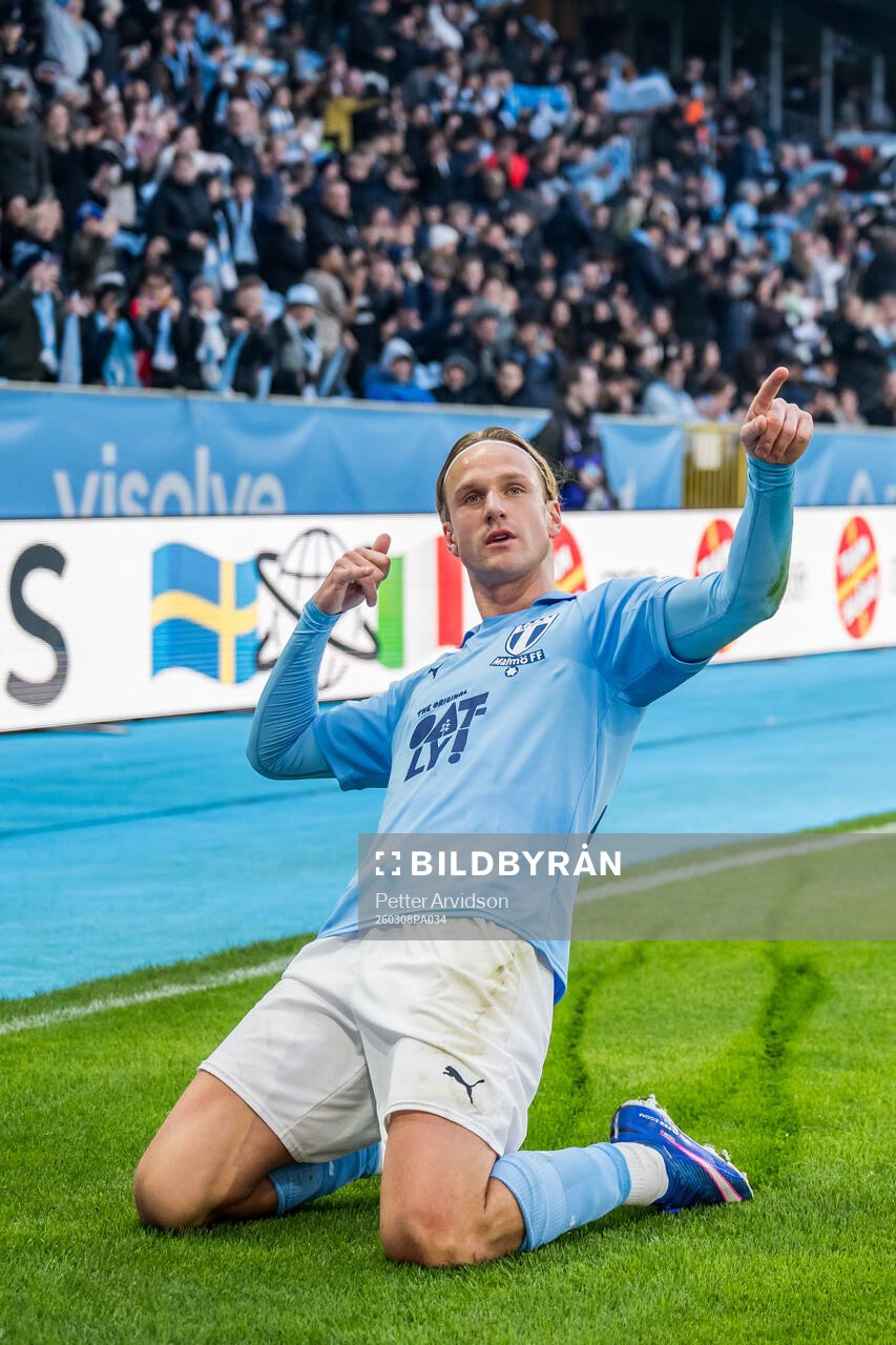 Malmö FFs Erik Botheim jublar