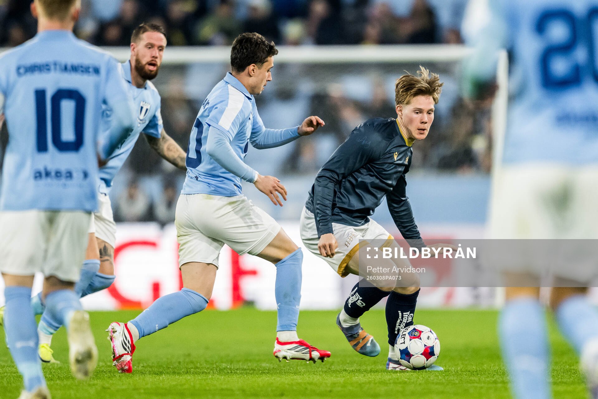Halmstads Malte Persson och Malmö FFs Kenan Busuladzic