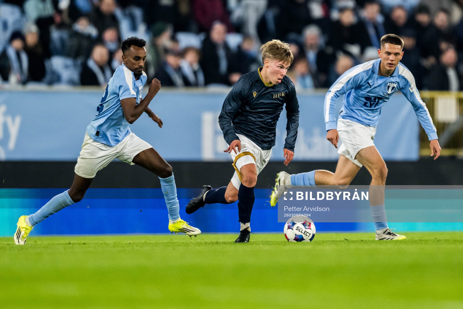 Malmö FFs Taha Ali och Jovan Milosavljevic och Halmstads