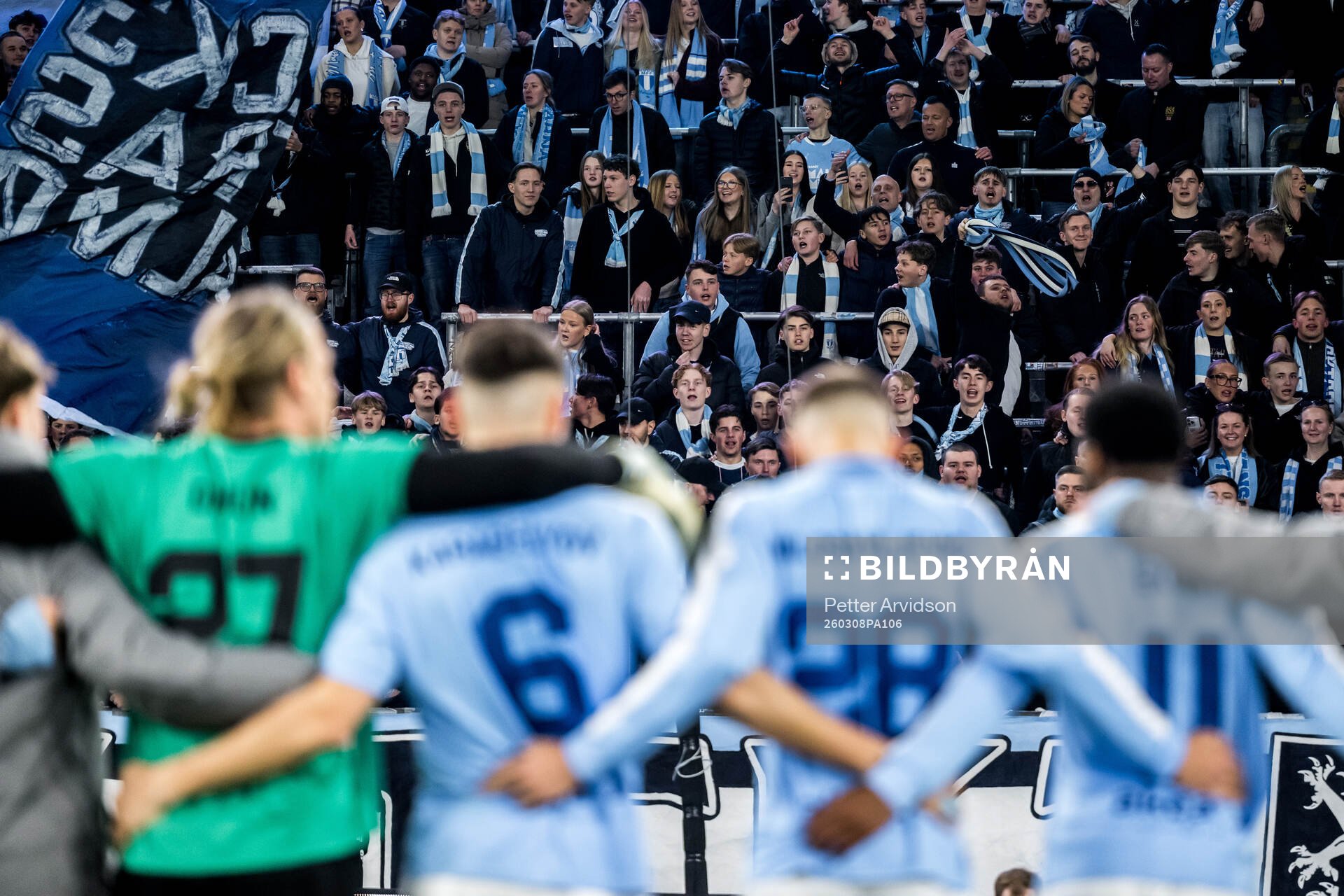 Malmö FFs supportrar jublar